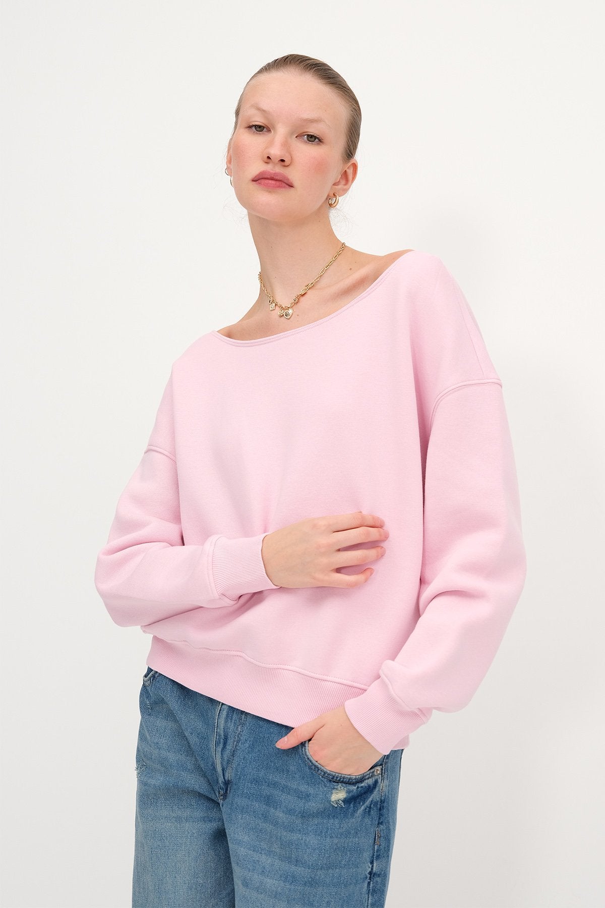 Lotus_Boat-Neck-Fleece-Lined-Sweatshirt-addax