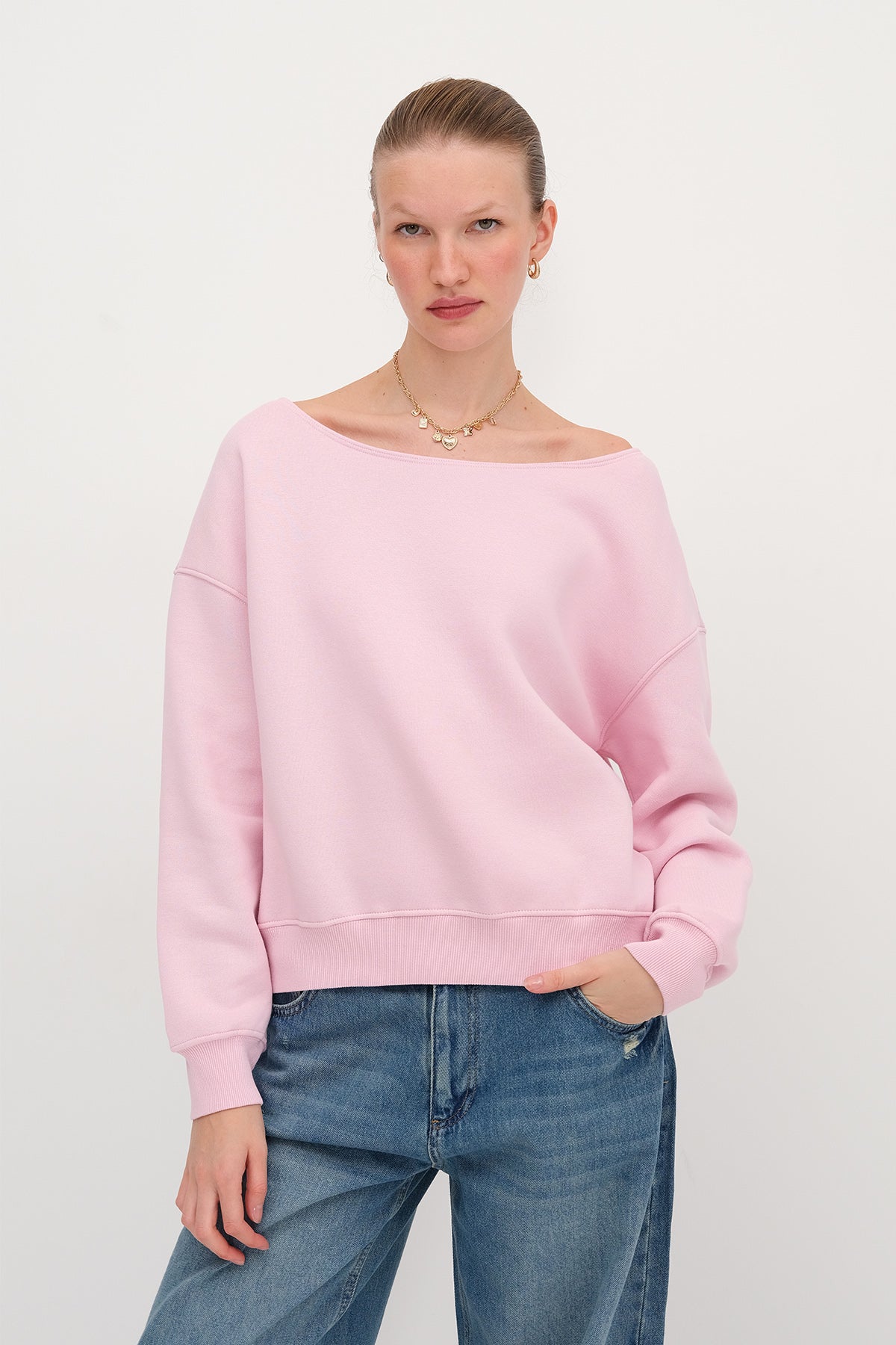 Lotus_Boat-Neck-Fleece-Lined-Sweatshirt-addax