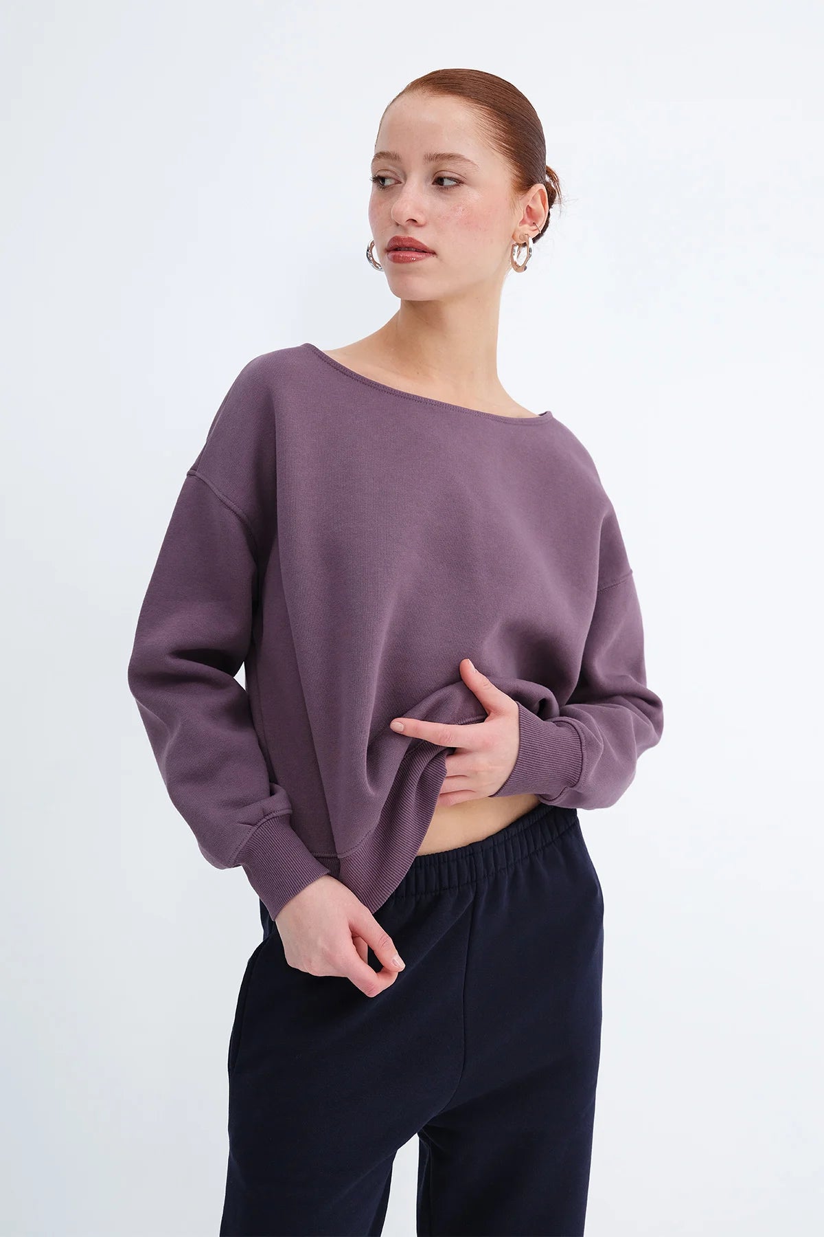 Grape_Boat-Neck-Fleece-Lined-Sweatshirt-addax