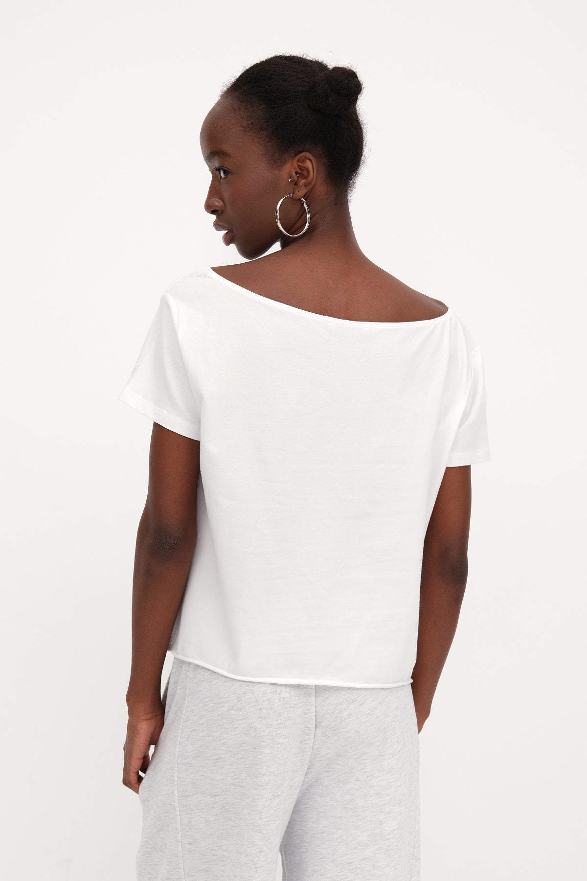 White_Boat-Neck-Printed-T-Shirt-addax