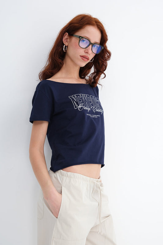 Dark-Night-Blue_Boat-Neck-Printed-T-Shirt-addax