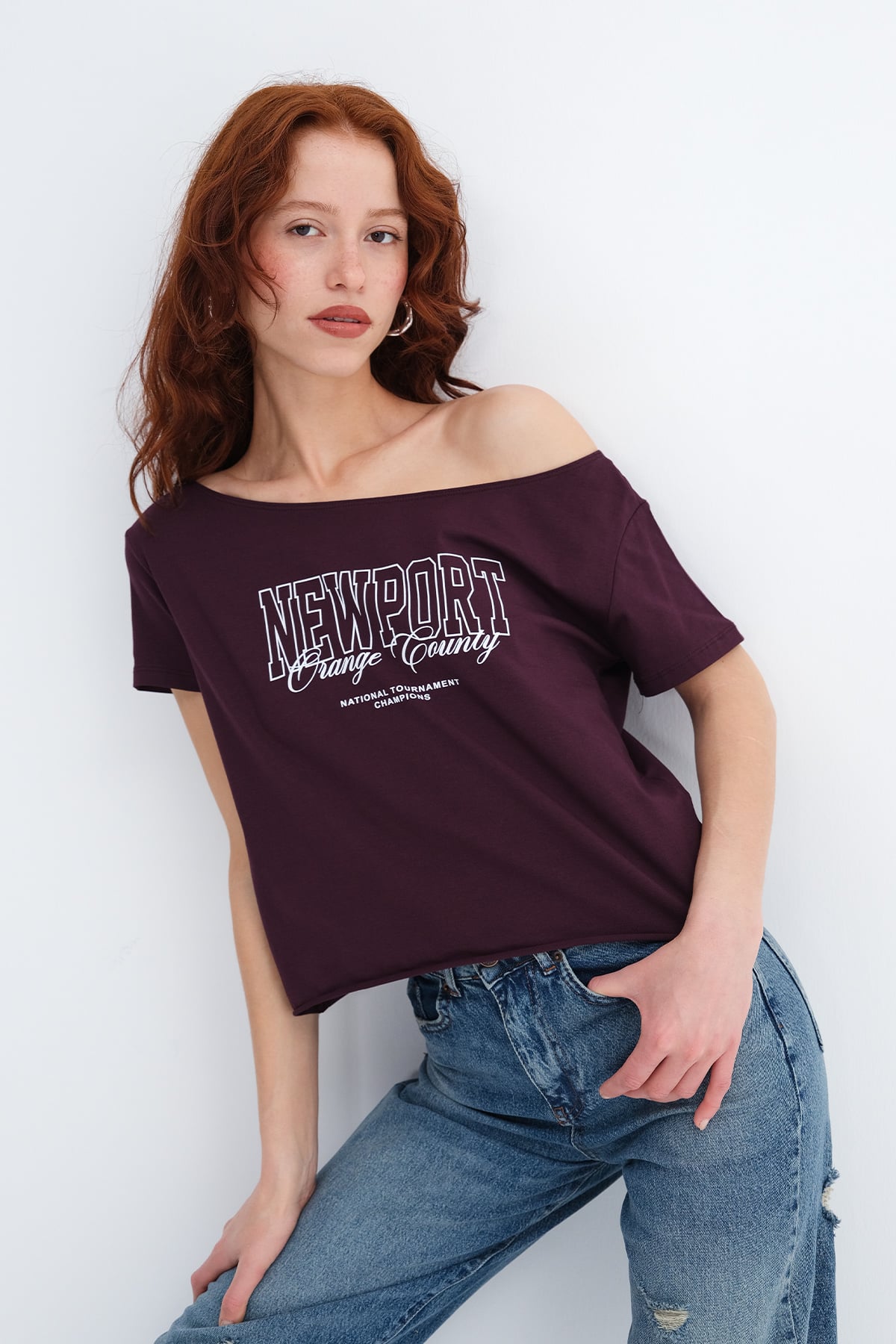 Gardenia_Boat-Neck-Printed-T-Shirt-addax