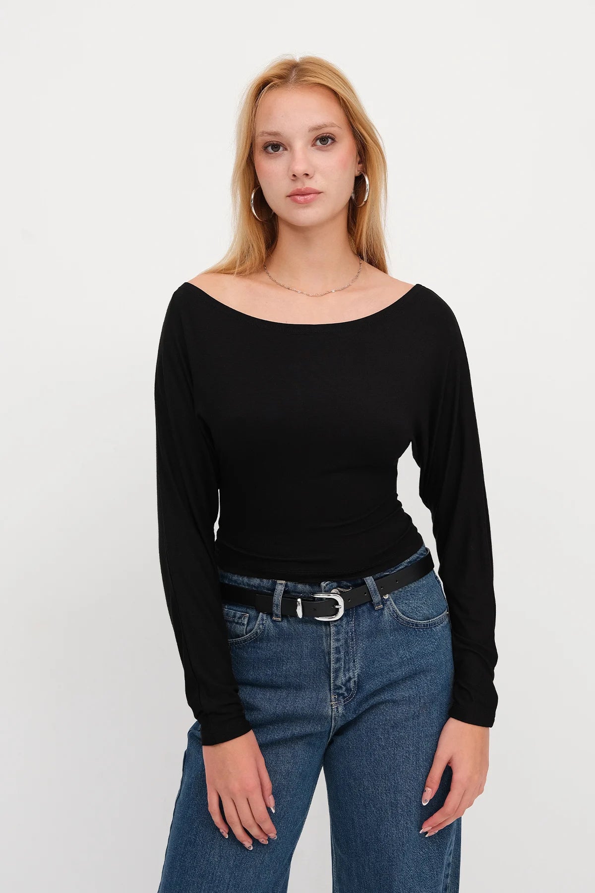 Black_Boat-Neck-Long-Sleeve-T-Shirt-addax