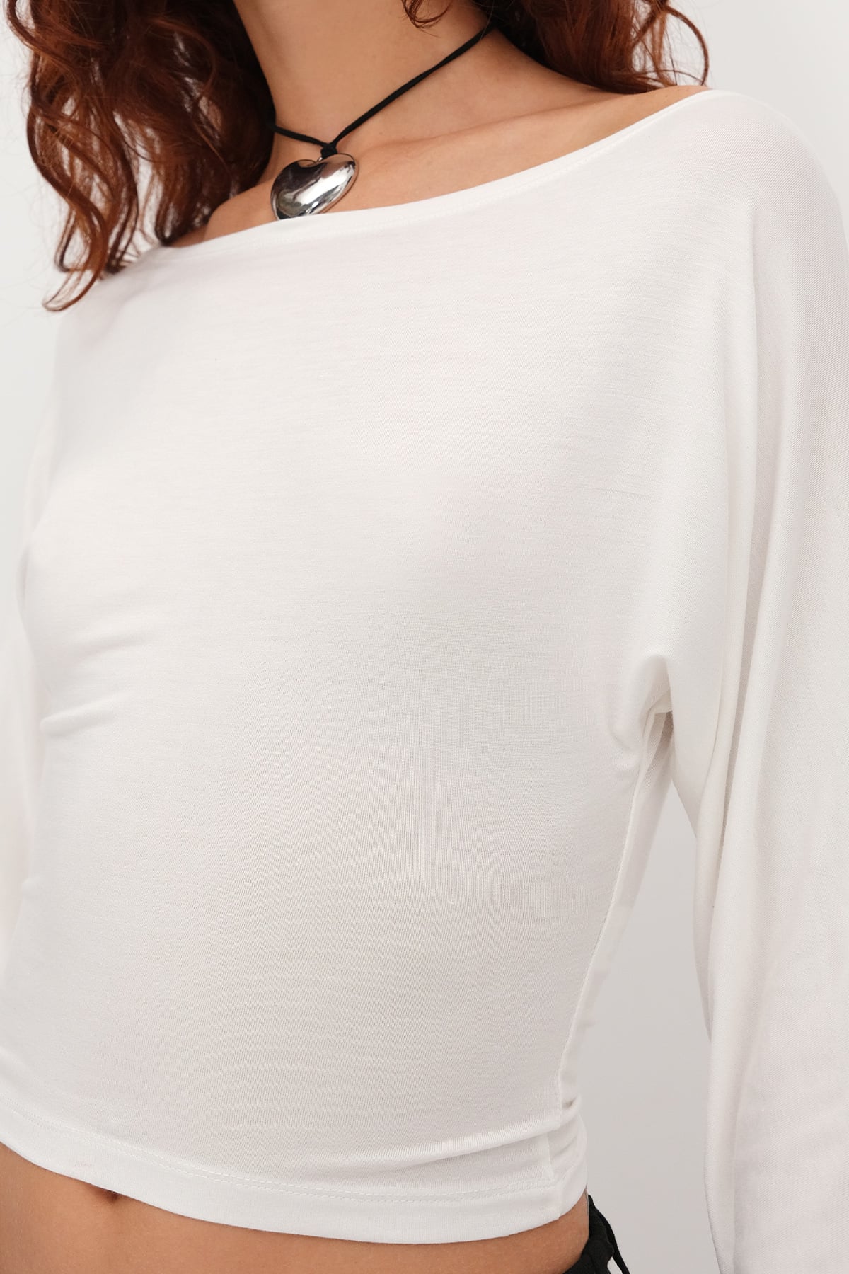 Ecru_Boat-Neck-Long-Sleeve-T-Shirt-addax