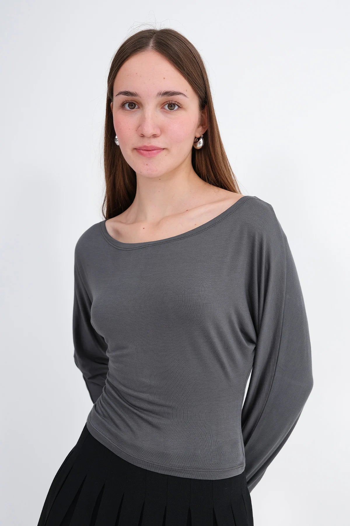 L.Charcoal_Boat-Neck-Long-Sleeve-T-Shirt_addax
