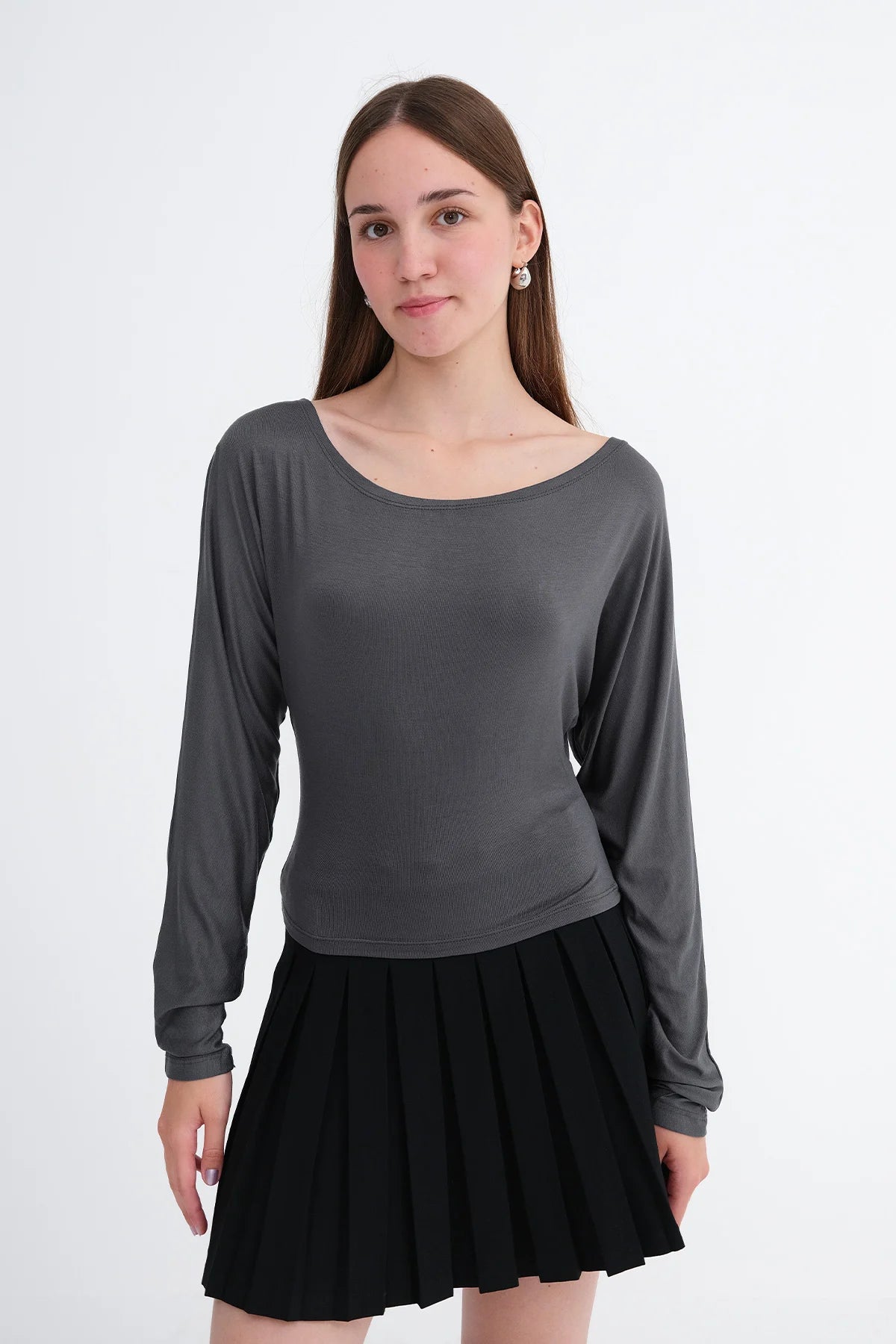 L.Charcoal_Boat-Neck-Long-Sleeve-T-Shirt_addax