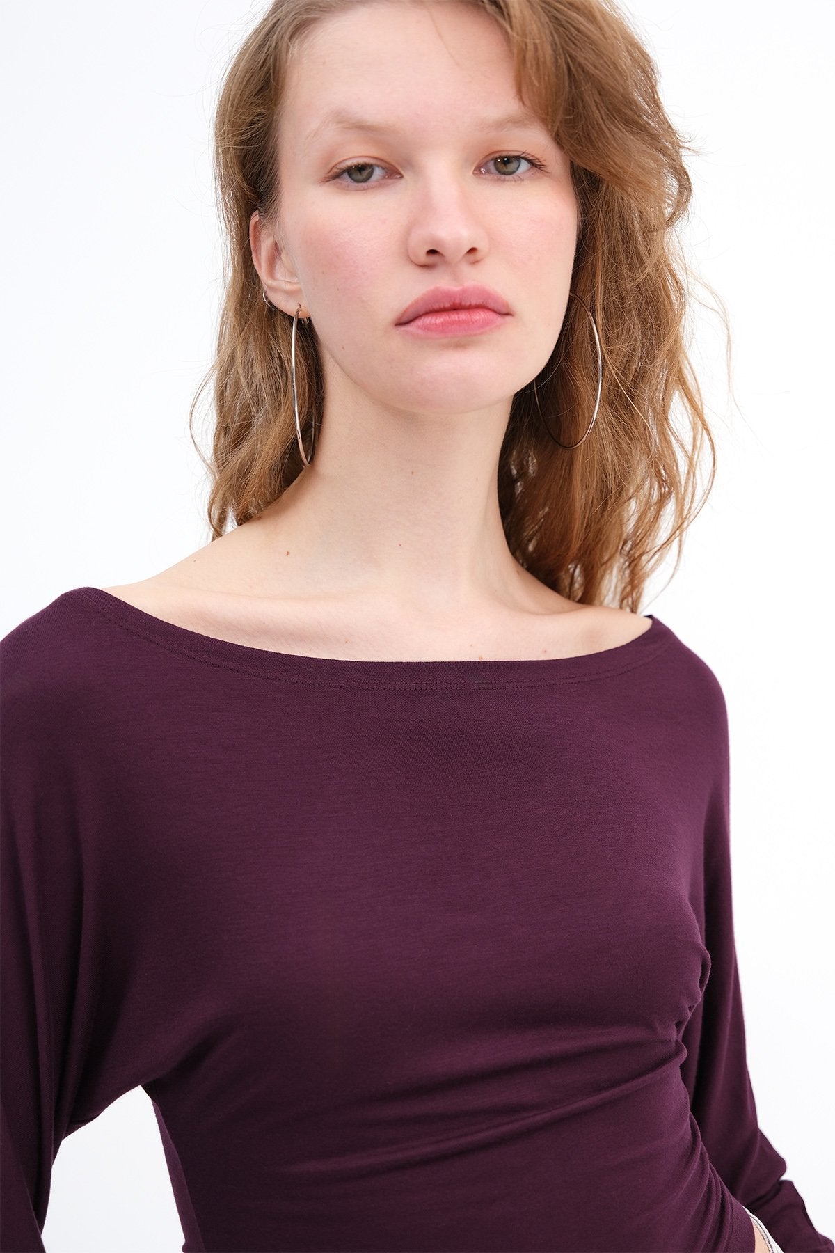 Gardenia_Boat-Neck-Long-Sleeve-T-Shirt-addax