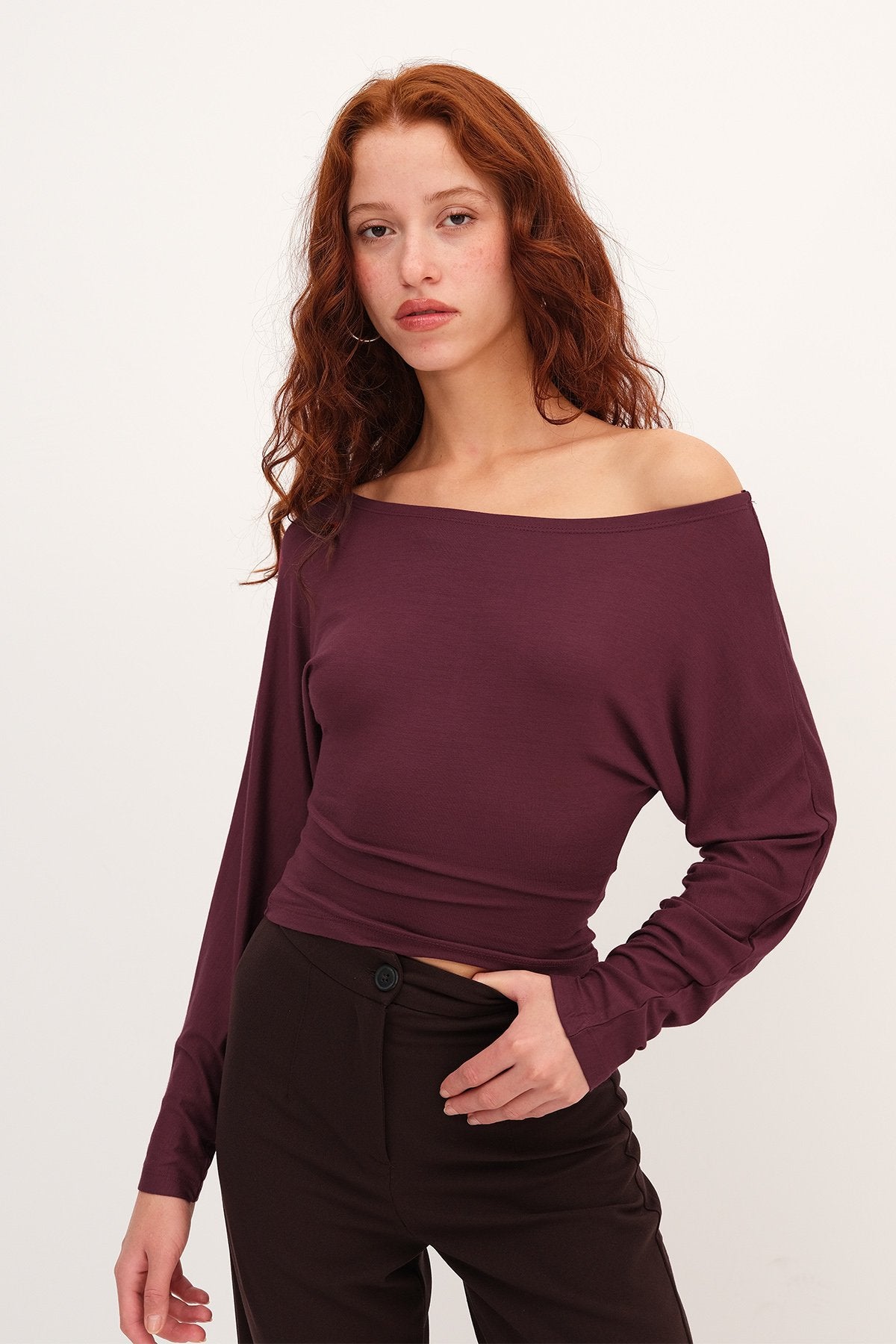 Light-Burgundy_Boat-Neck-Long-Sleeve-T-Shirt-addax