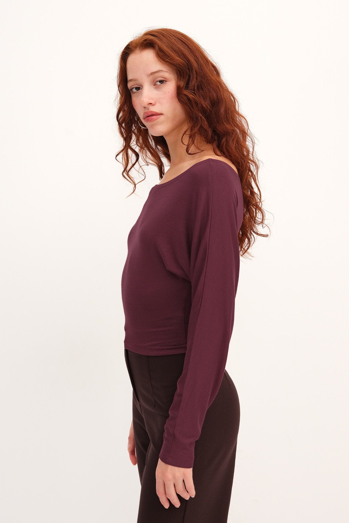 Light-Burgundy_Boat-Neck-Long-Sleeve-T-Shirt-addax