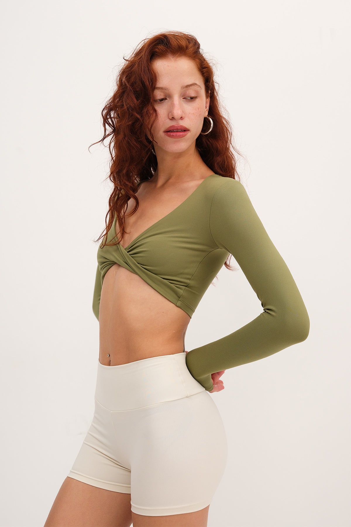 Matcha_Long-Sleeve-Cropped-Blouse-addax