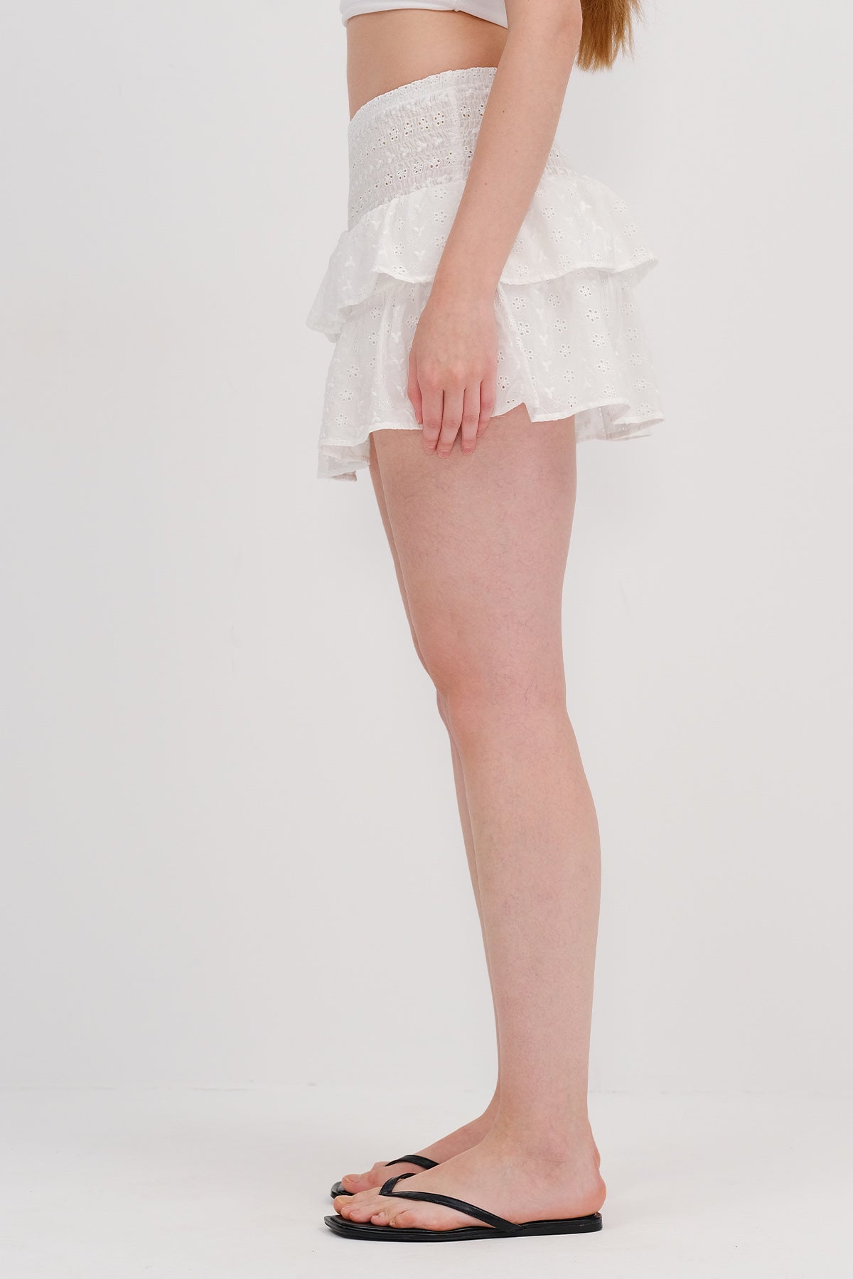 Ecru_Gipel-Scalloped-Short-Skirt-addax