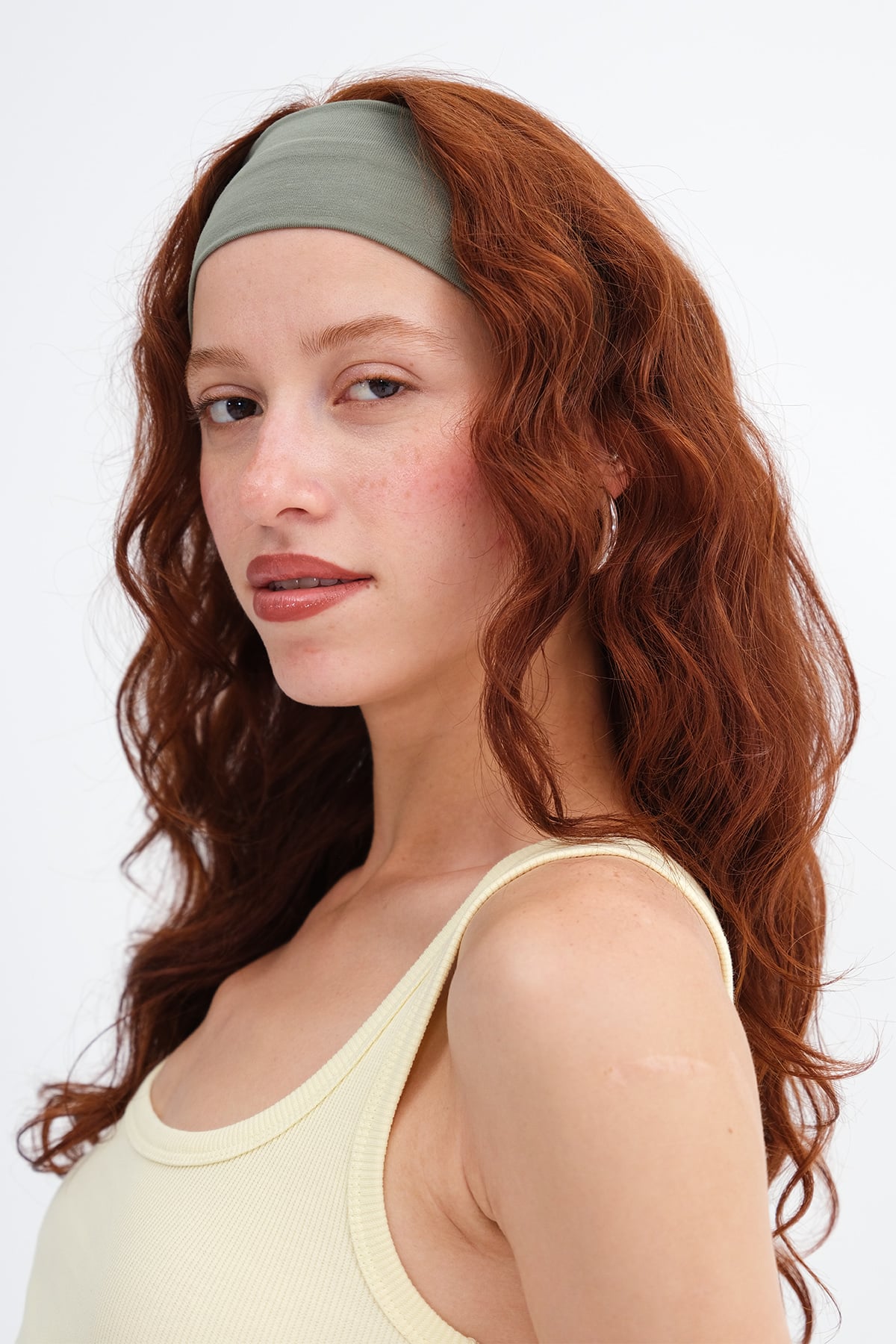 Oil-Green_Stretch-Hair-Band-addax