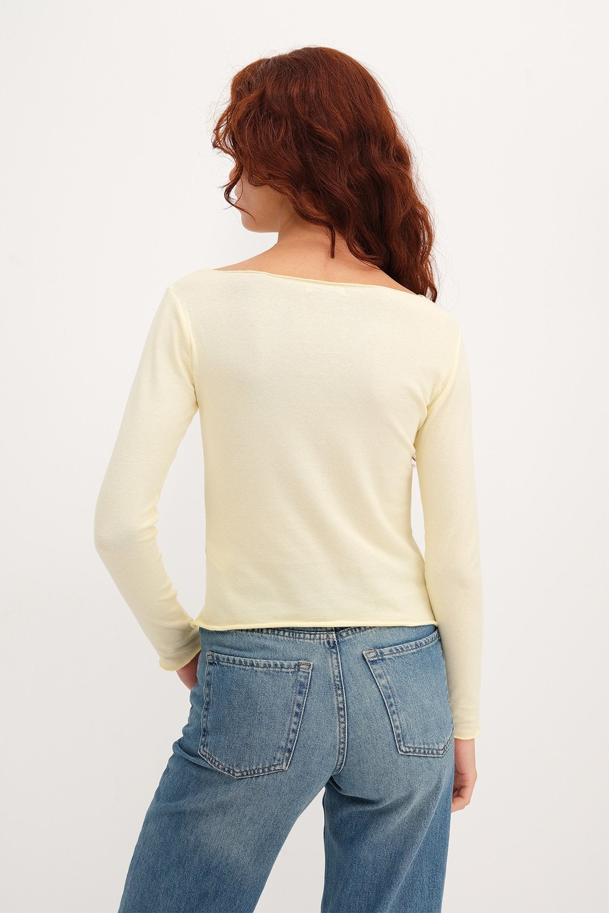 Light-Yellow_Long-Sleeve-Basic-T-shirt-addax