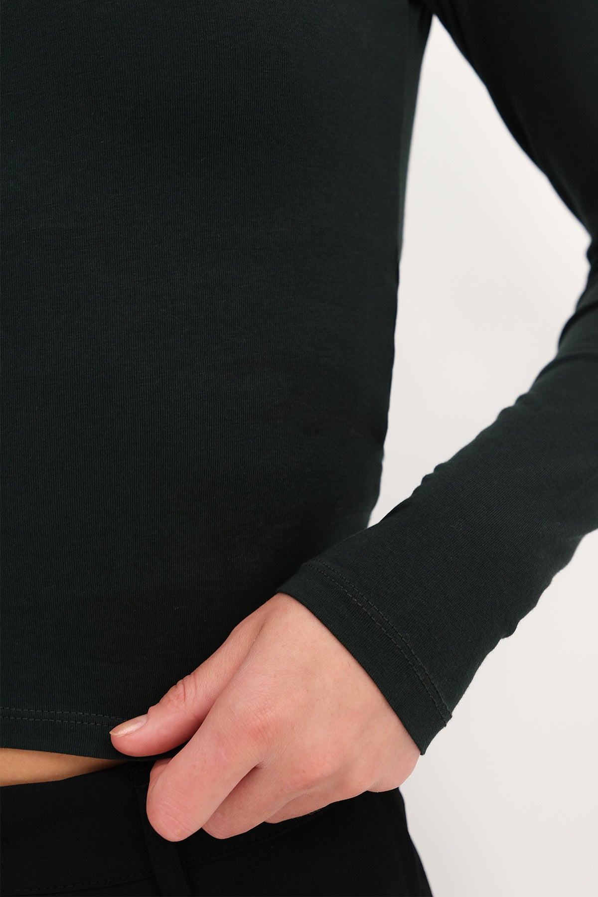 Sapphire_Square-Neck-Basic-Blouse-addax