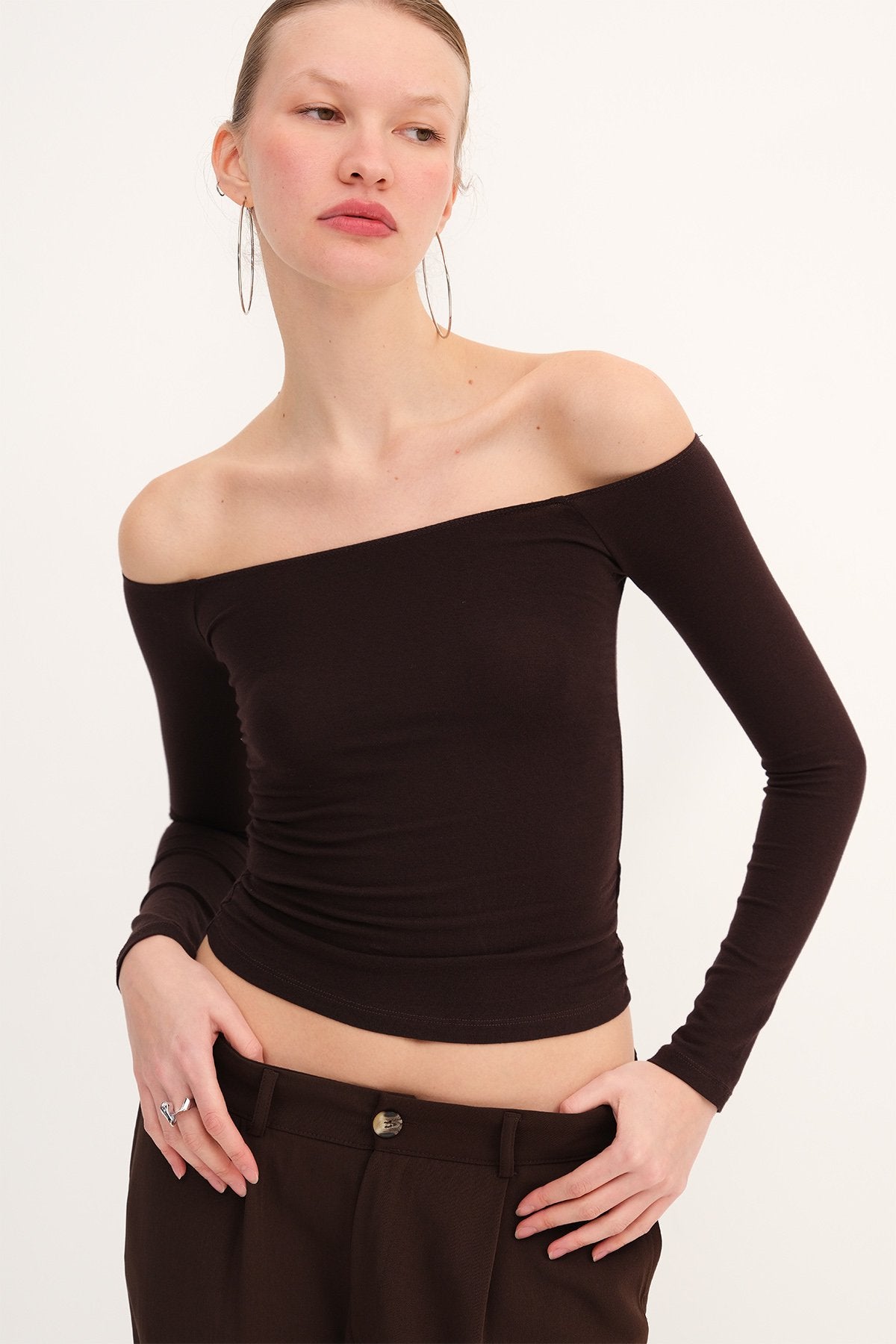 Bitter-Coffee_Boat-Neck-Ruched-Blouse-addax