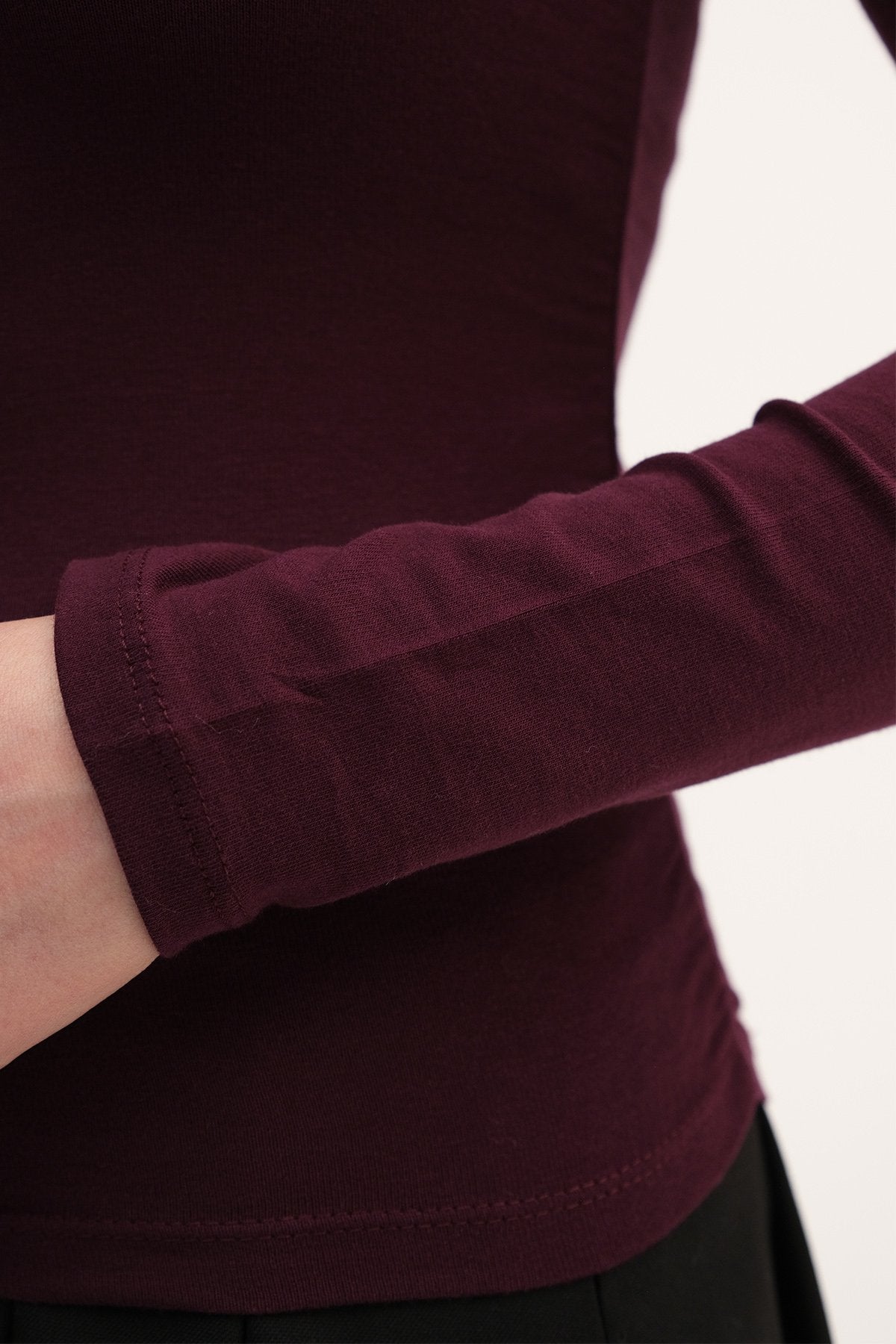 Gardenia_Boat-Neck-Ruched-Blouse-addax