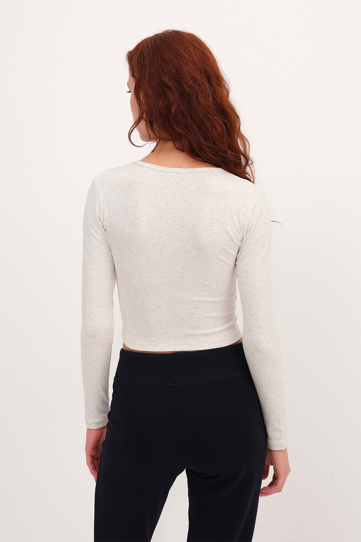 Snow-Melange_Long-Sleeve-Basic-Blouse-addax