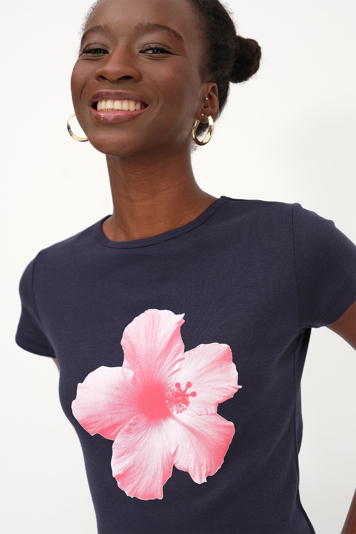 Night-Blue_Floral-Print-T-shirt-addax