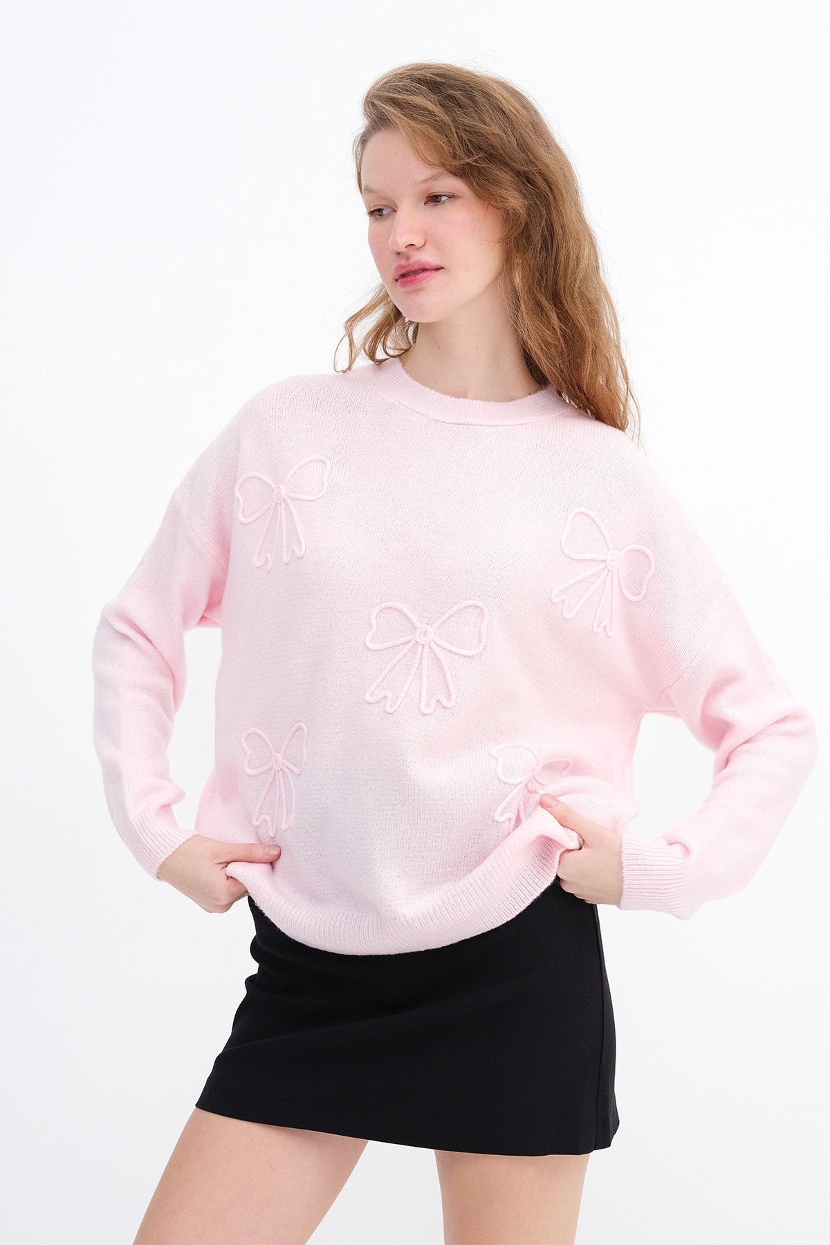 Light-Pink_Bow-Embroidered-Knit-Sweater-addax