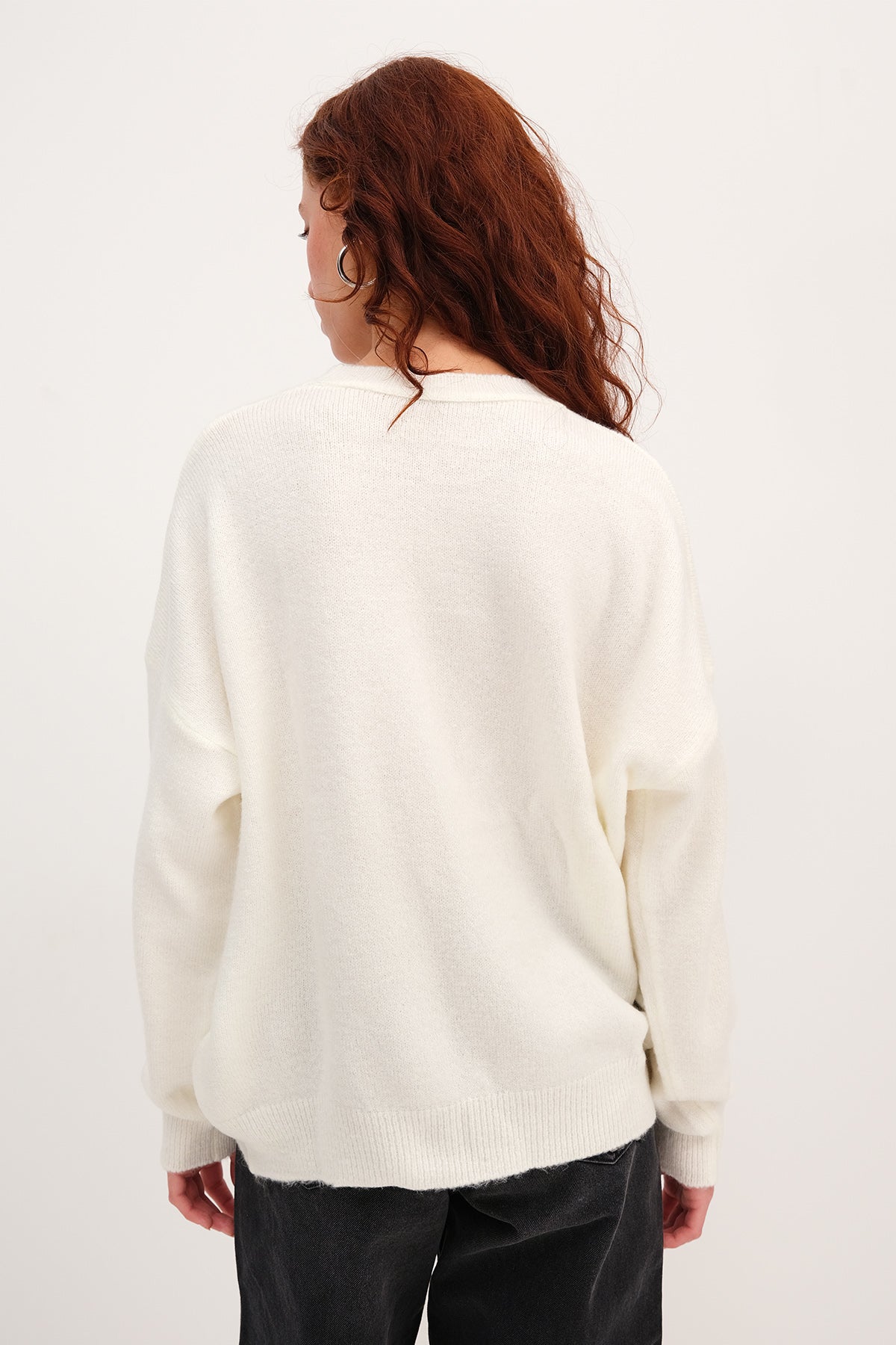 Ecru_Crew-Neck-Knit-Sweater-addax