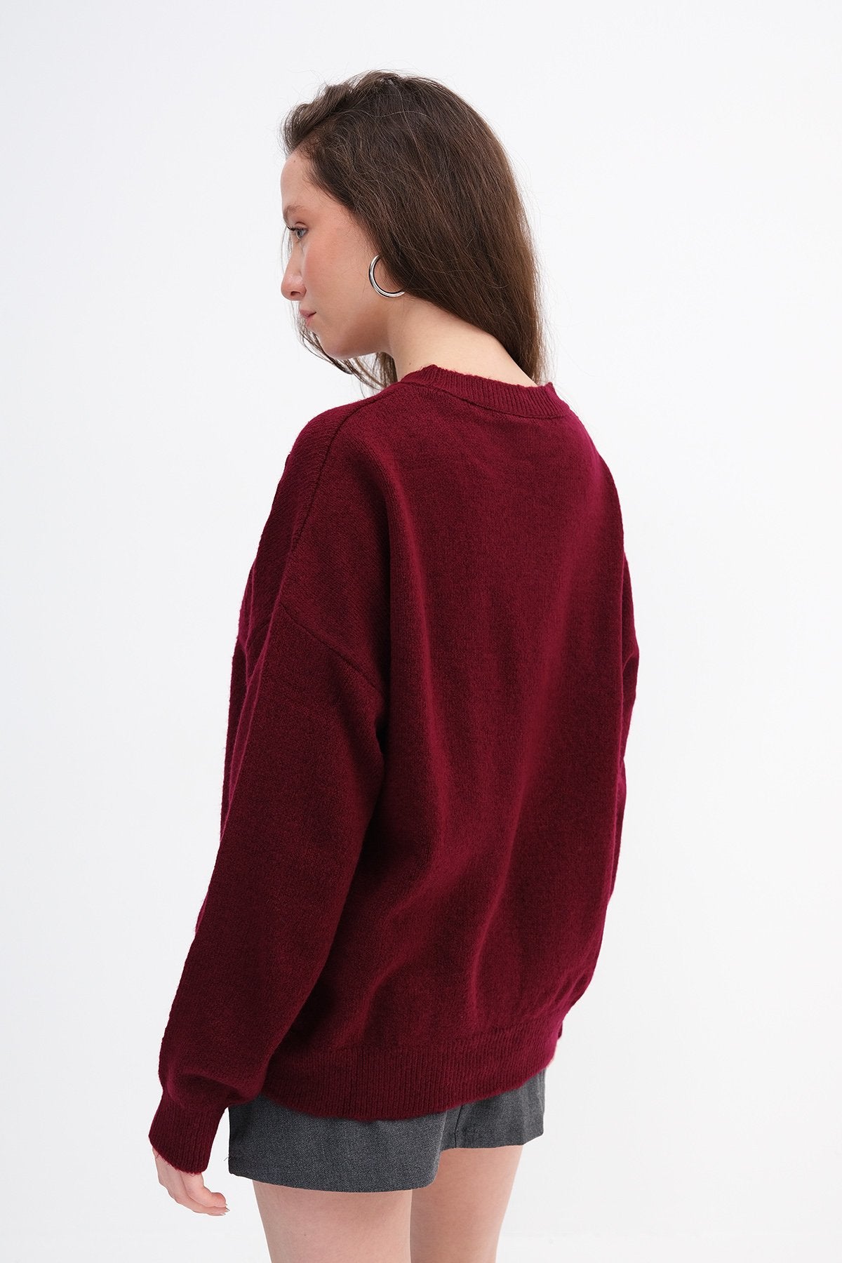 Burgundy_Knitted-Sweater-addax