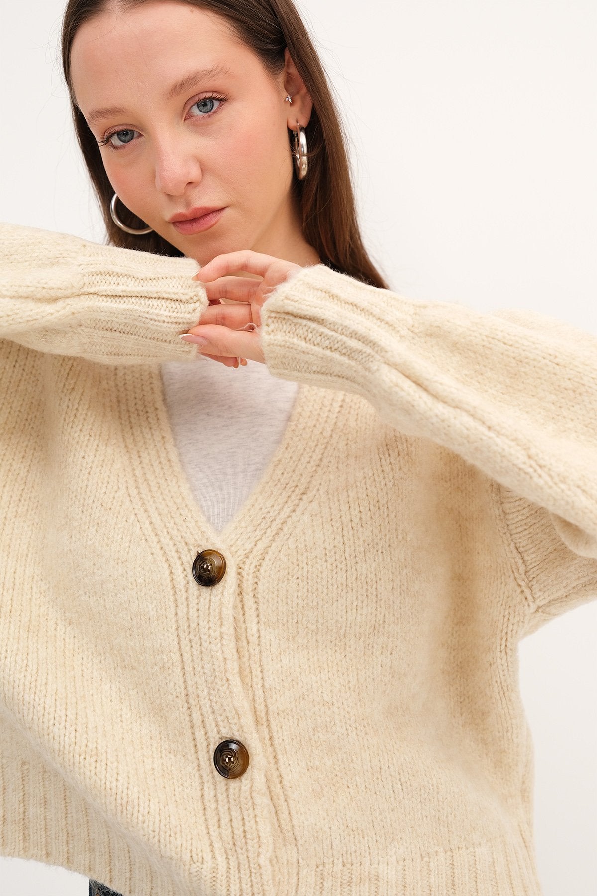 Stone_Buttoned-Knit-Cardigan-addax