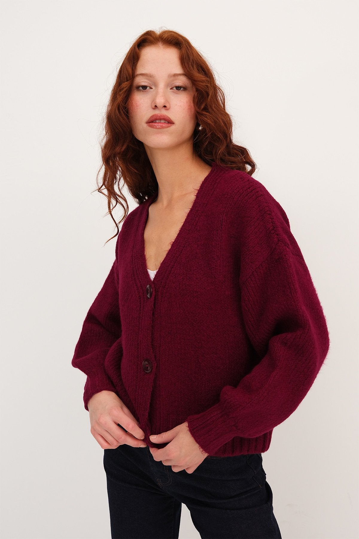 Burgundy_Buttoned-Knit-Cardigan-addax