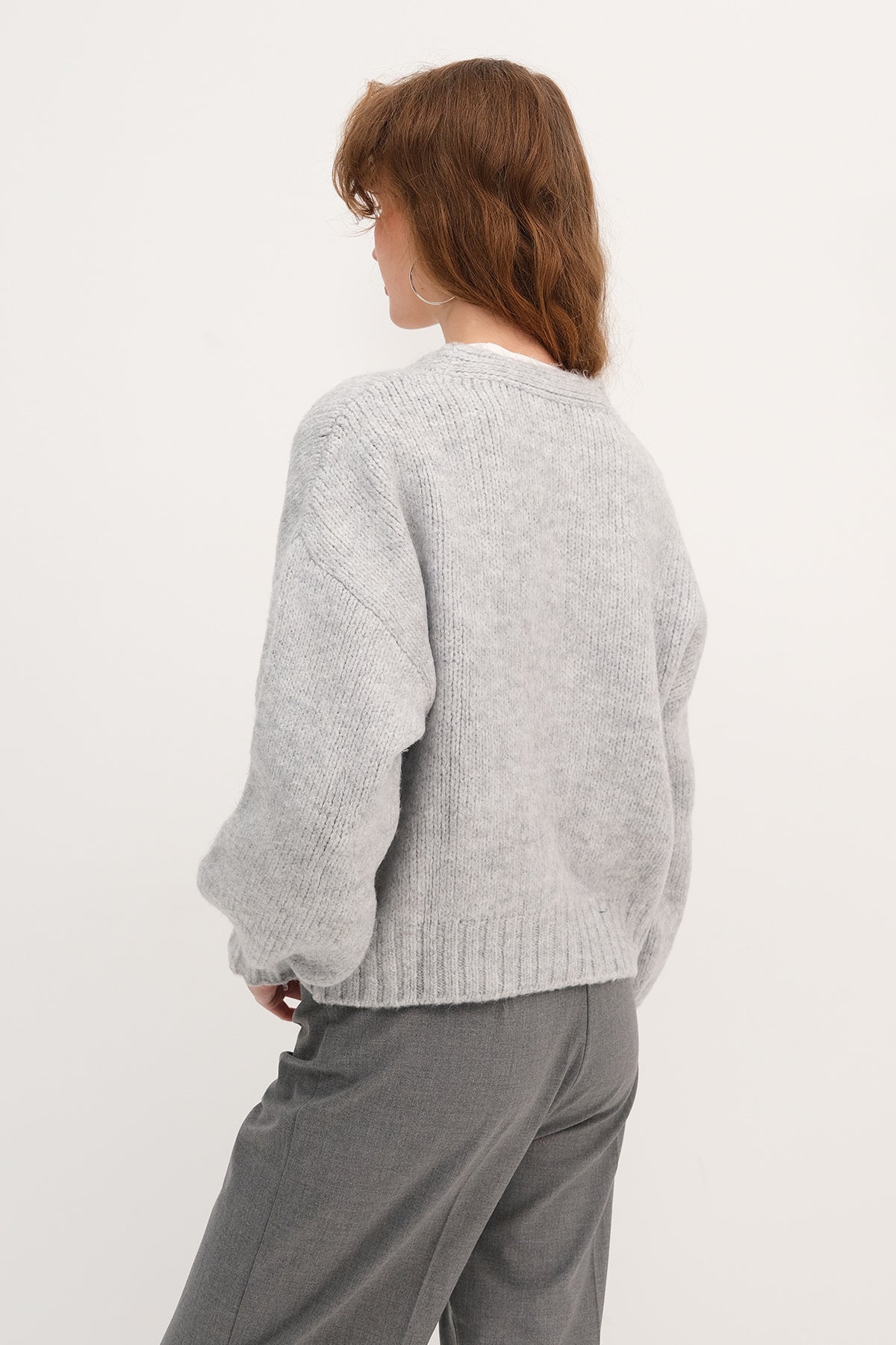 Light-Grey_Buttoned-Knit-Cardigan-addax