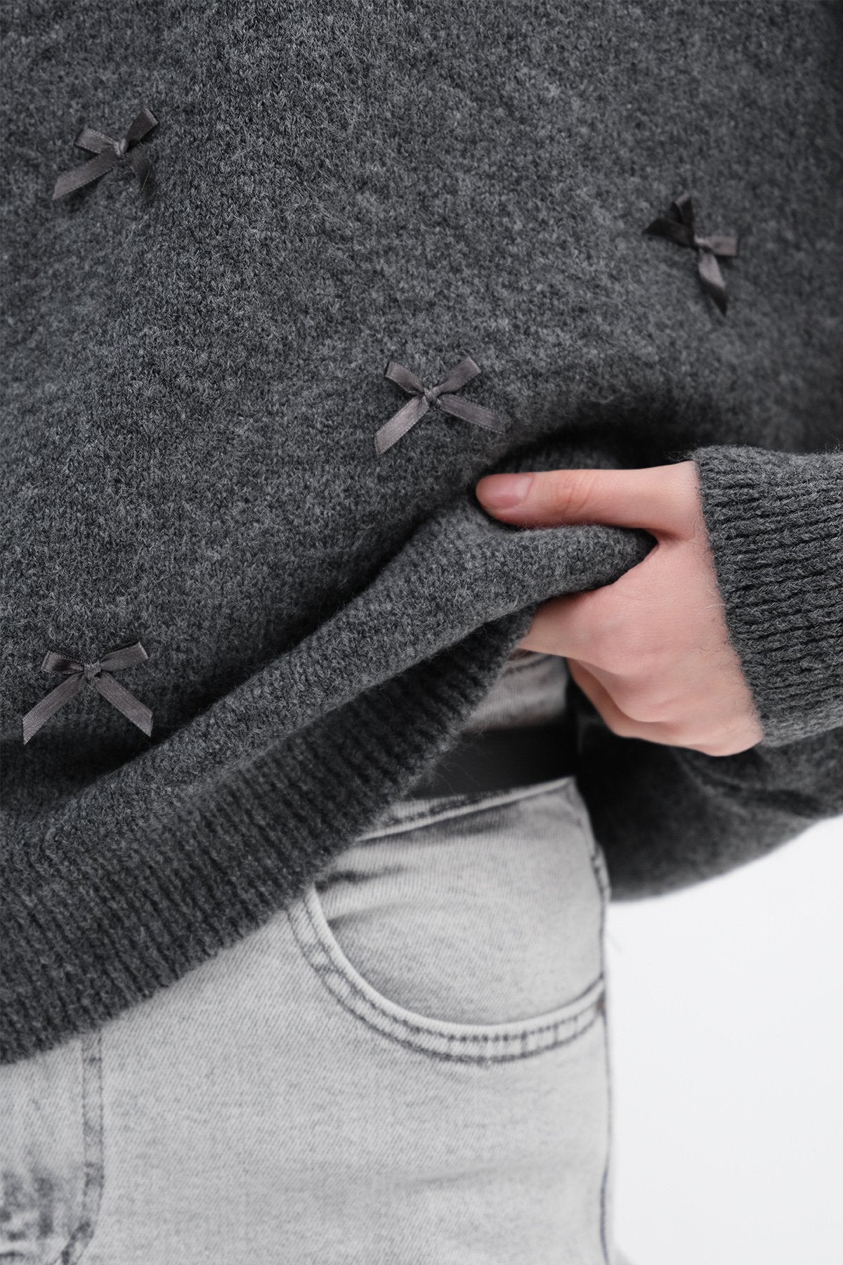Lead-Grey_Bow-Knit-Sweater-addax