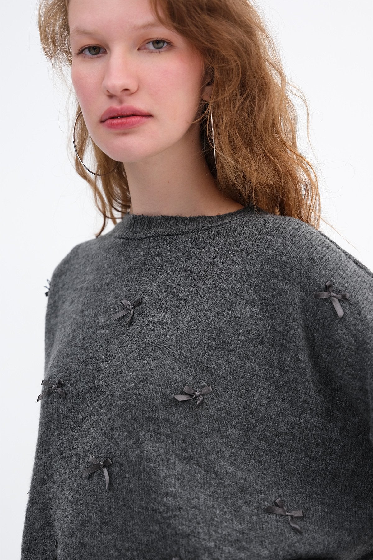 Lead-Grey_Bow-Knit-Sweater-addax