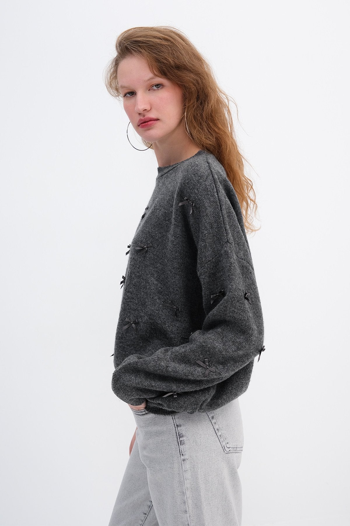 Lead-Grey_Bow-Knit-Sweater-addax