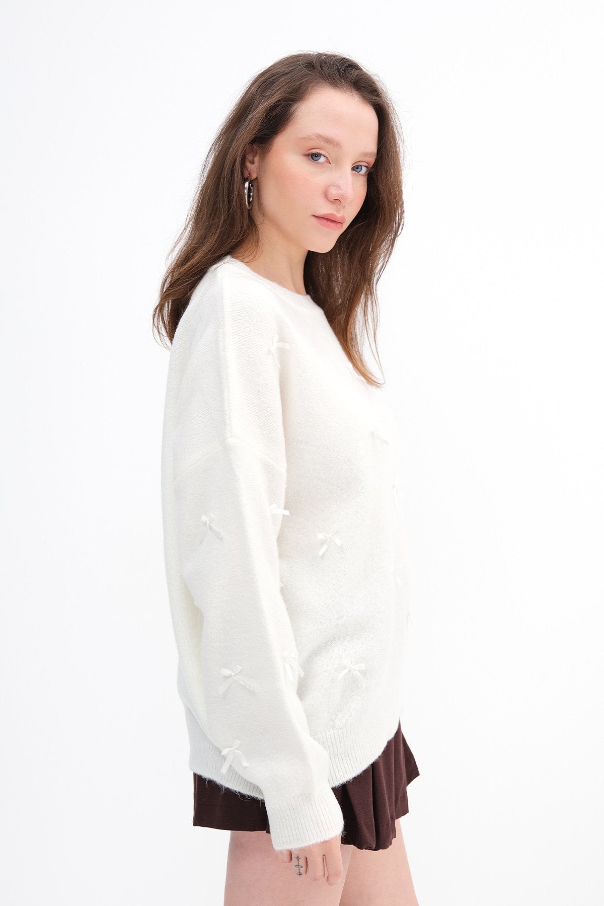 Ecru_Bow-Knit-Sweater-addax