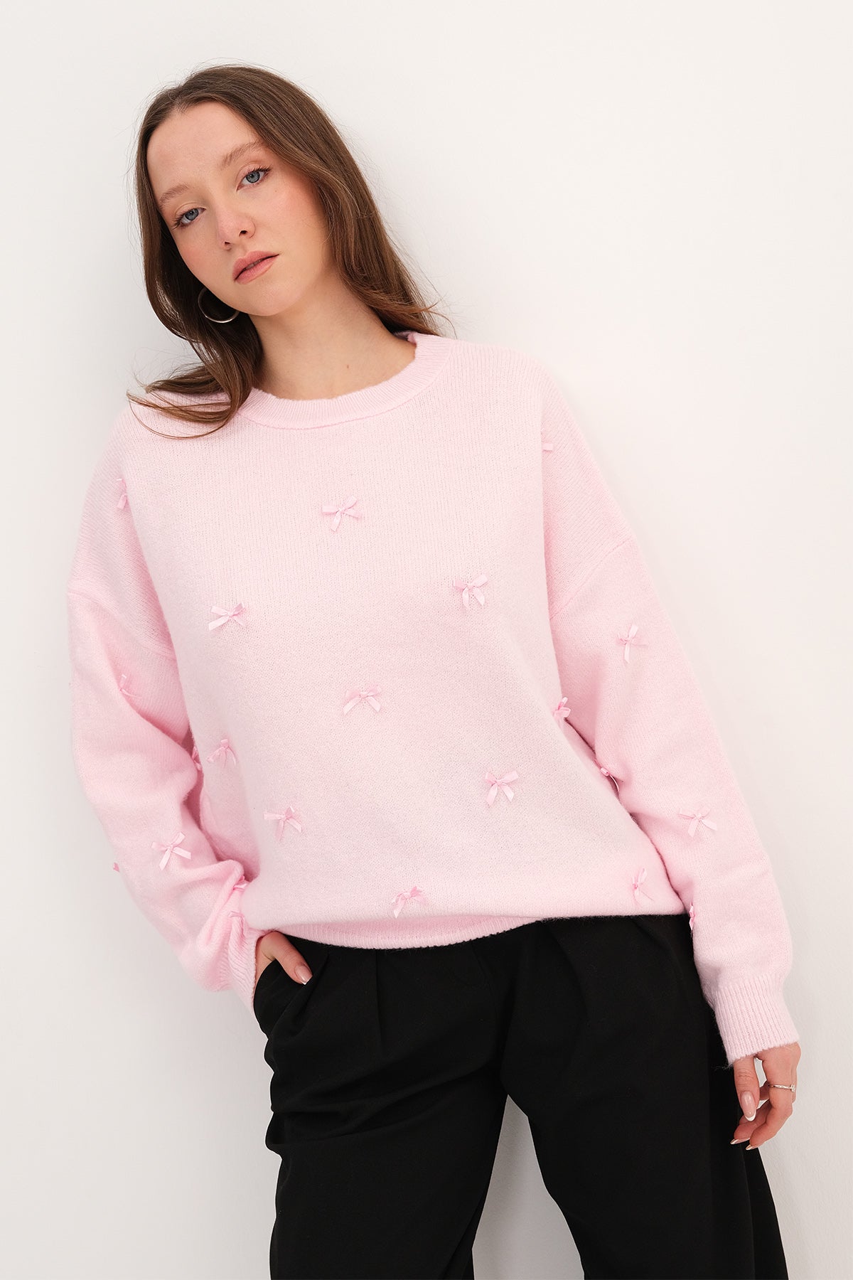 Light-Pink_Bow-Knit-Sweater-addax
