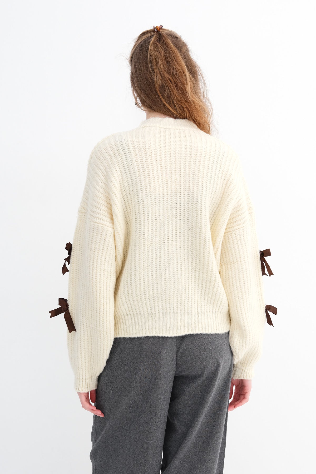 Stone_Bow-Detailed-Knit-Cardigan-addax