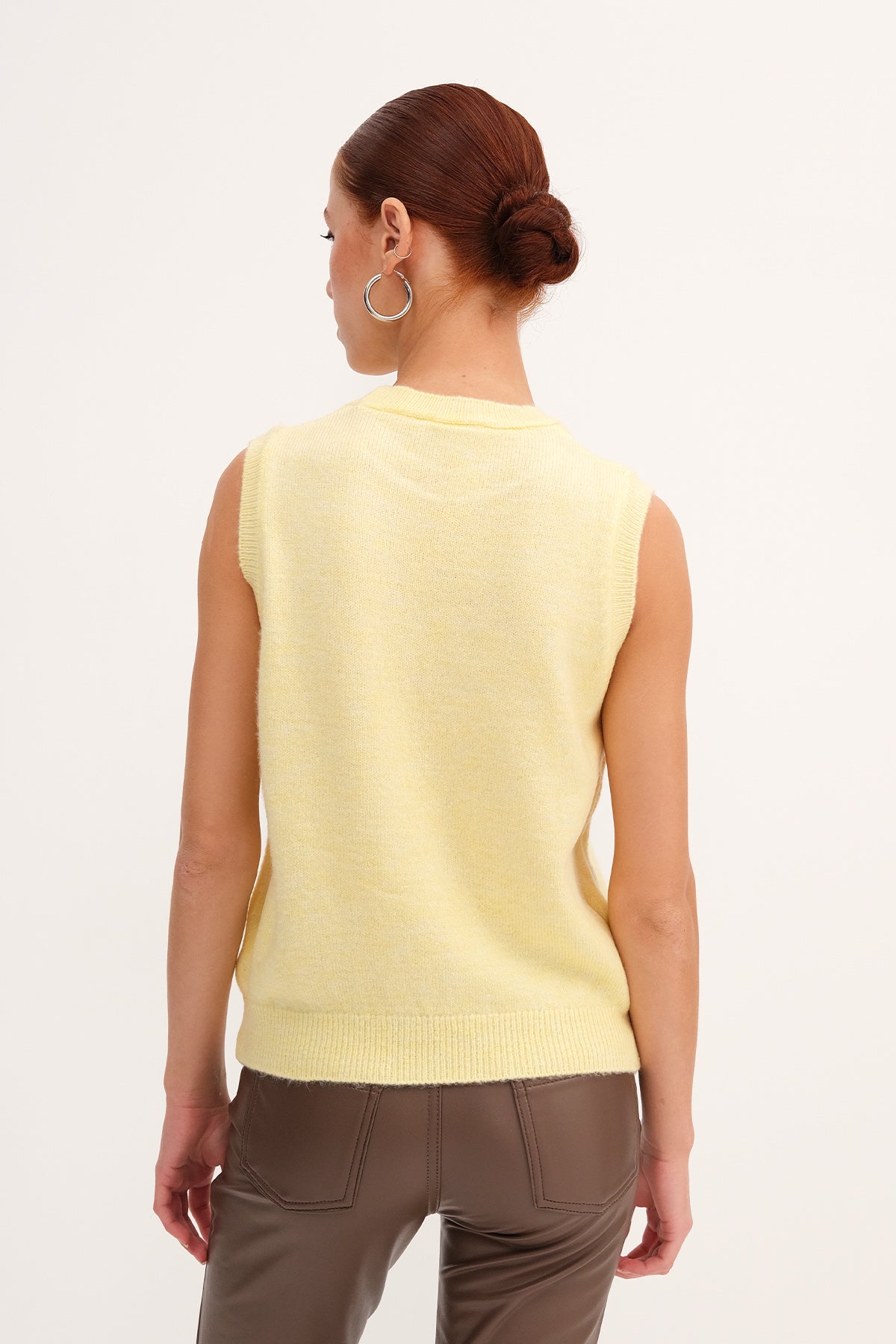 Yellow_Crew-Neck-Patterned-Sweater-Vest-addax