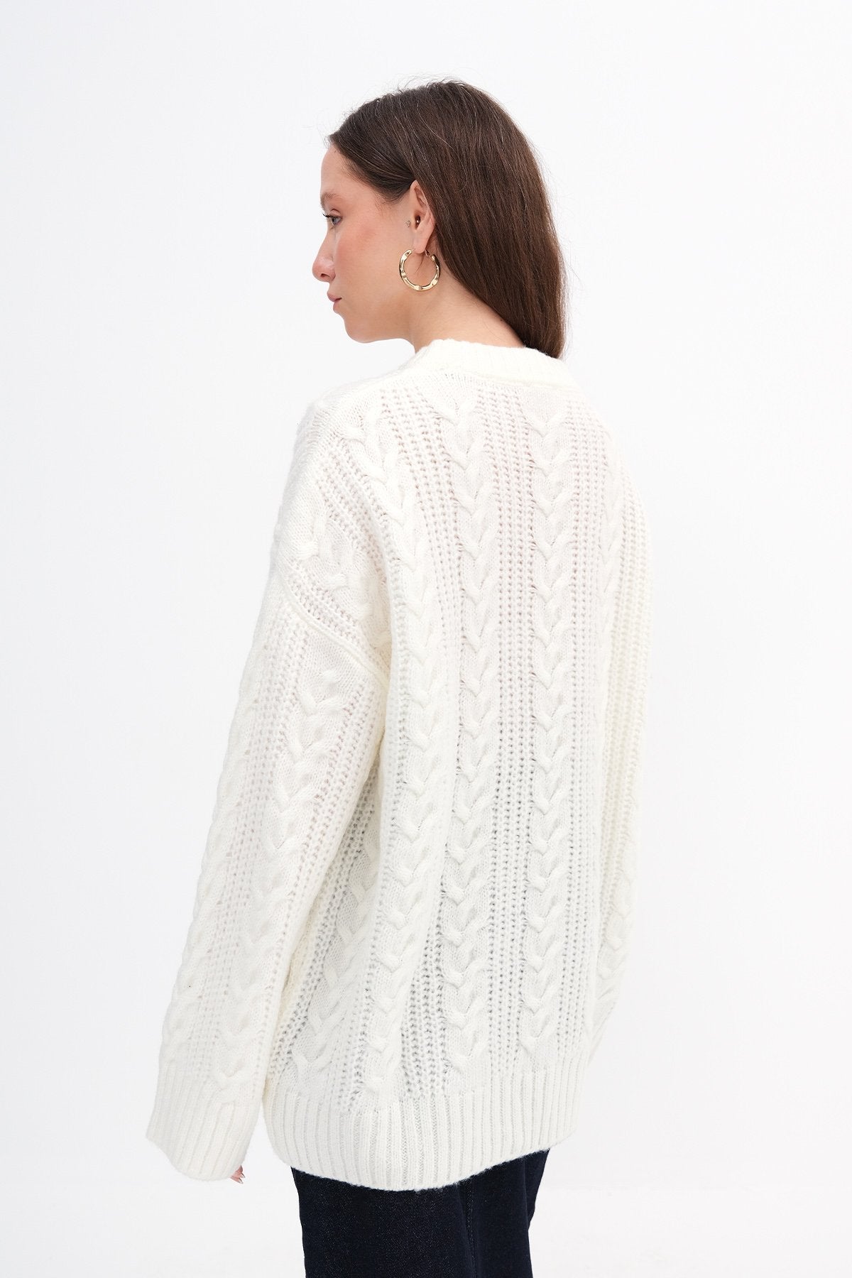 Ecru_Hair-Knitted-Sweater-addax