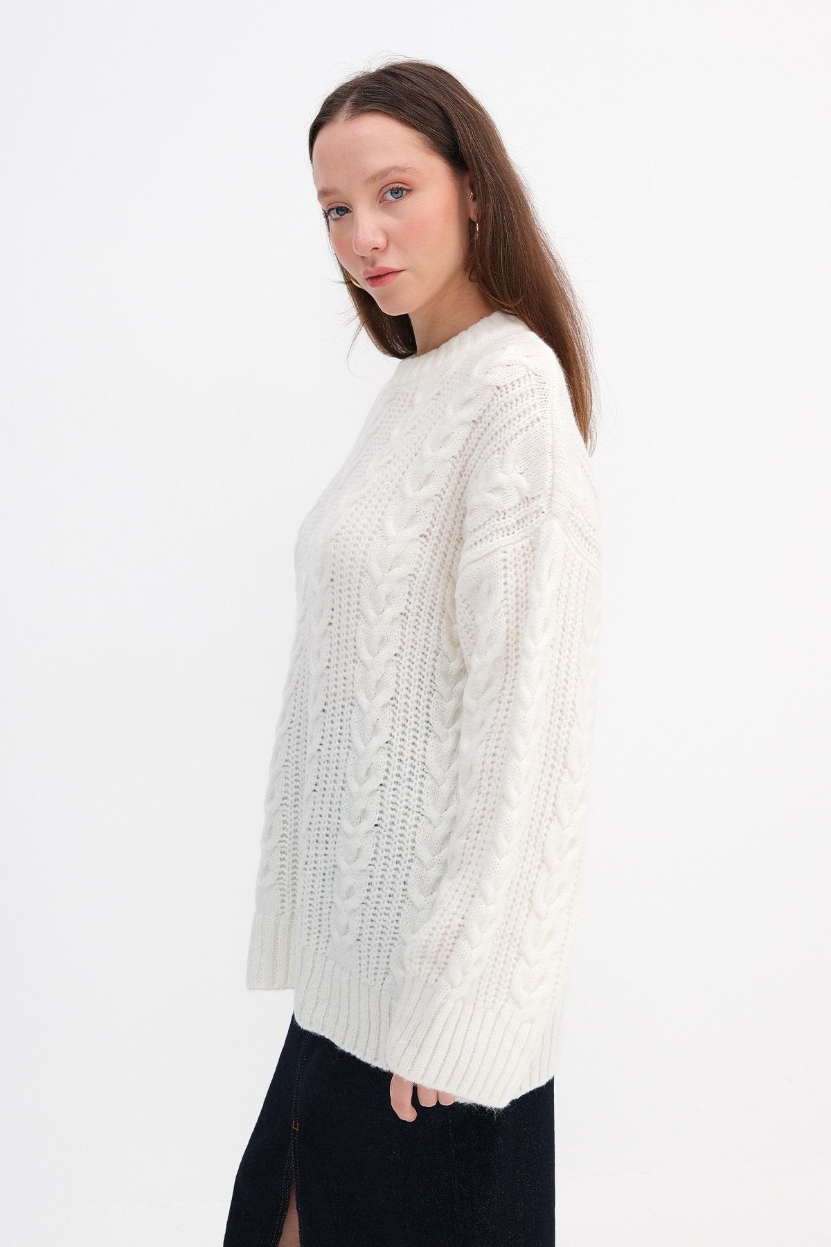 Ecru_Hair-Knitted-Sweater-addax