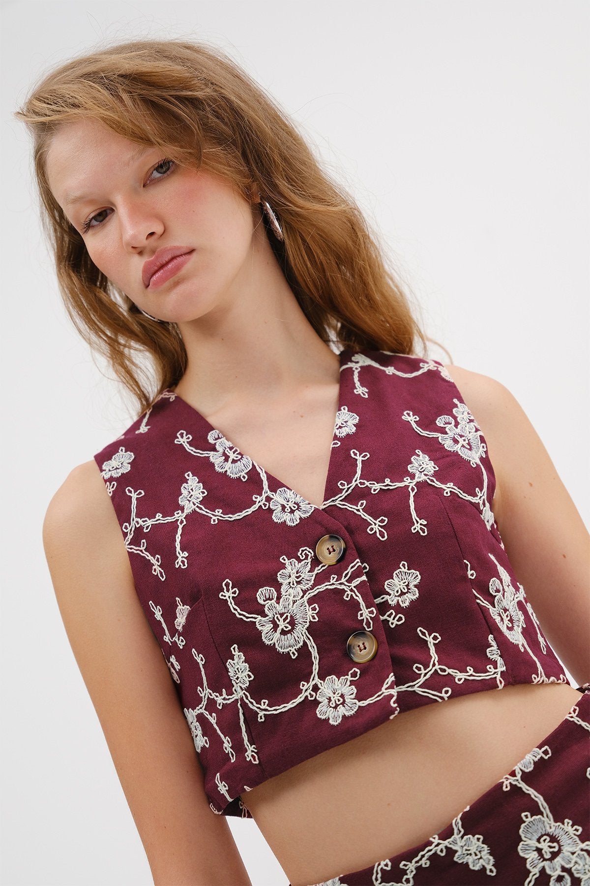 Burgundy_Embroidered-Vest-and-Shorts-Set-addax