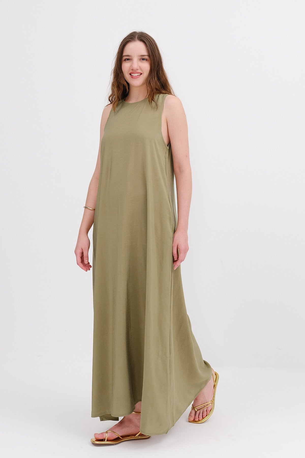 Oil-Green_Crew-Neck-Long-Dress-addax