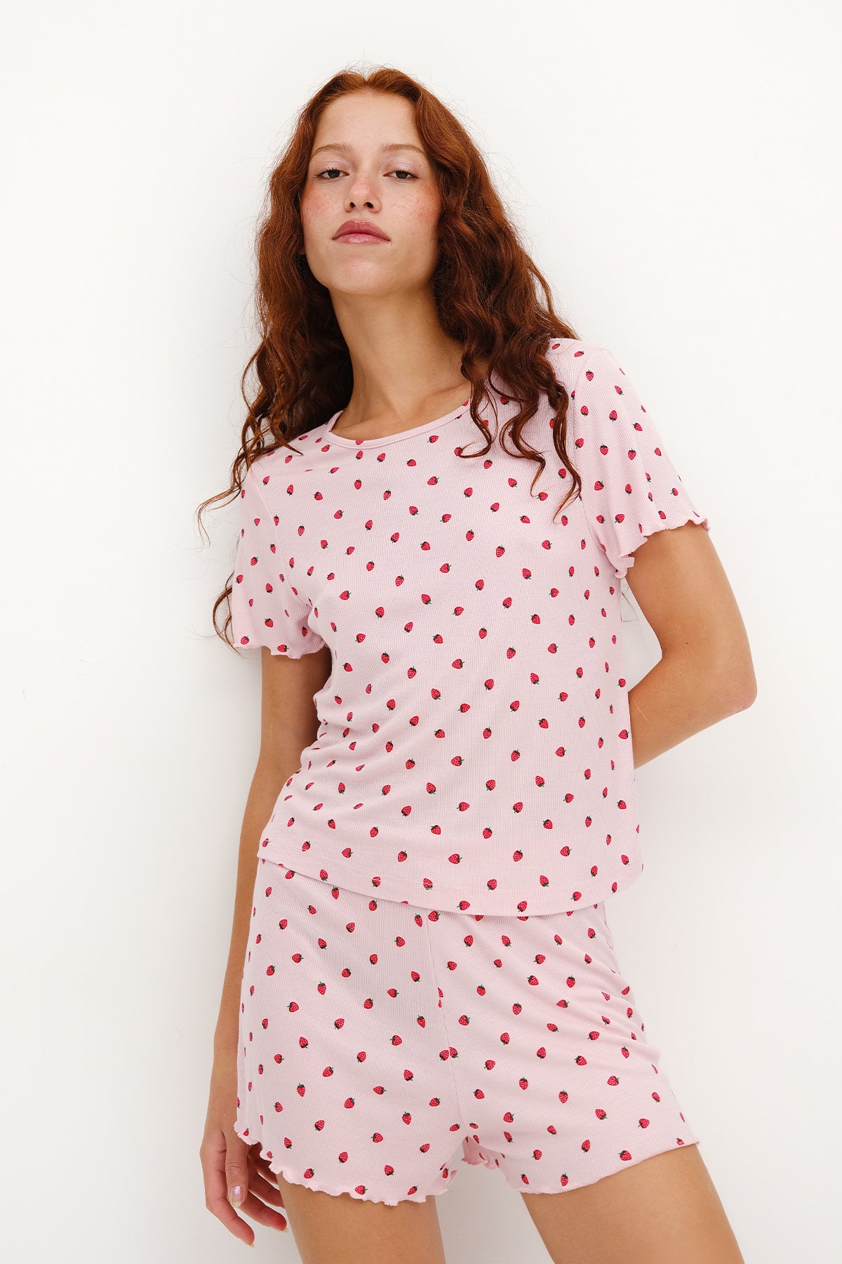 Light-Pink_Patterned-Pajama-Set-with-Shorts-addax