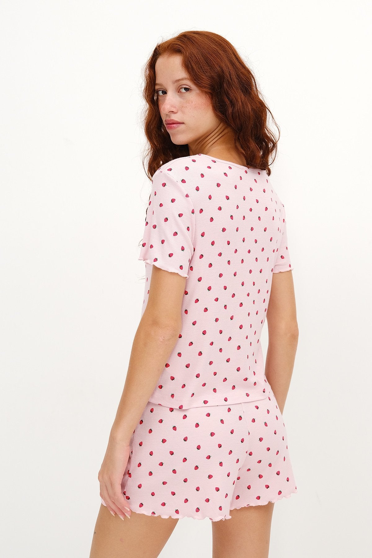 Light-Pink_Patterned-Pajama-Set-with-Shorts-addax