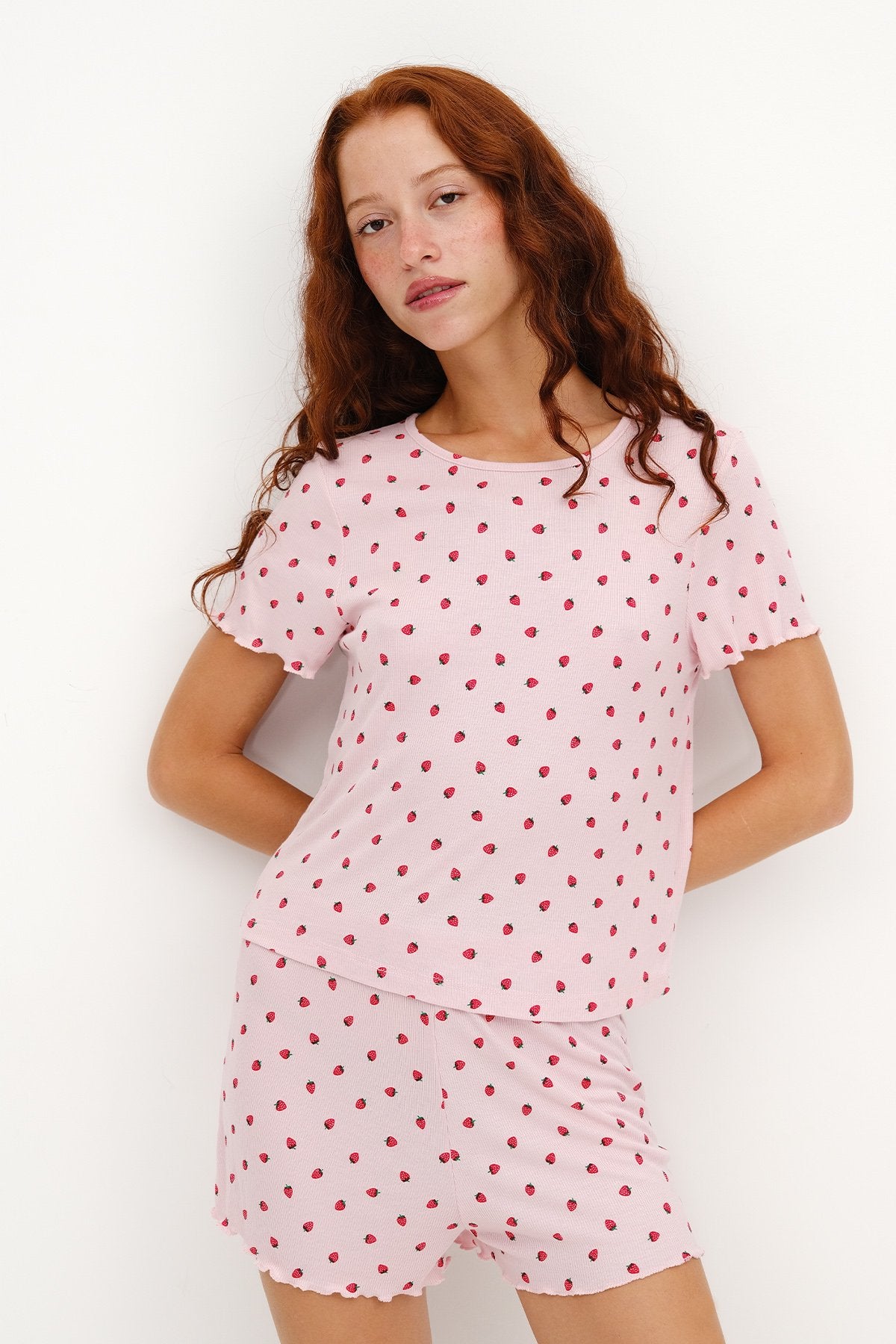 Light-Pink_Patterned-Pajama-Set-with-Shorts-addax