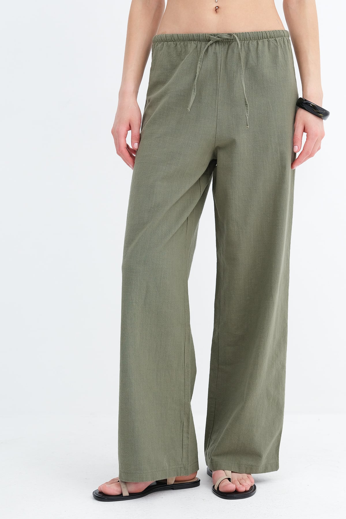 Oil-Green_Tie-Waist-Wide-Leg-Pants-addax
