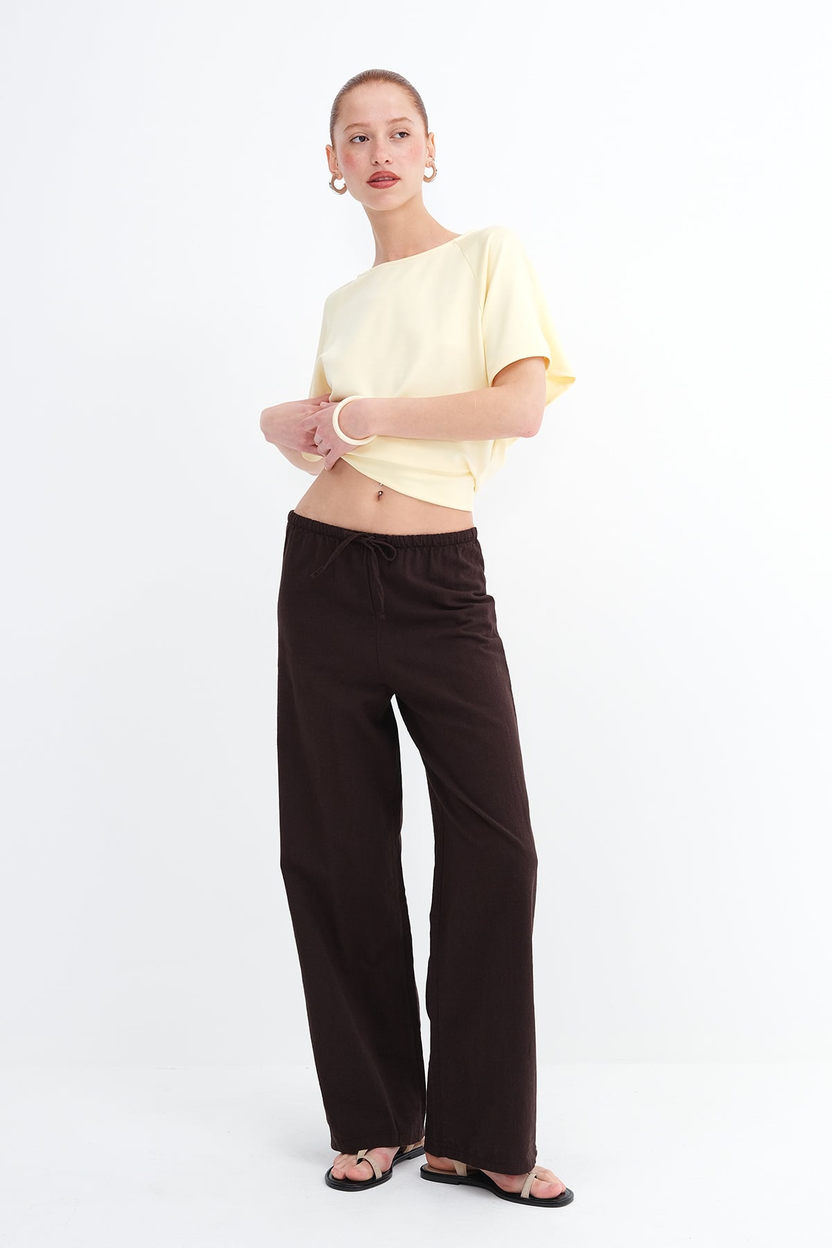 Bitter-Coffee_Tie-Waist-Wide-Leg-Pants-addax