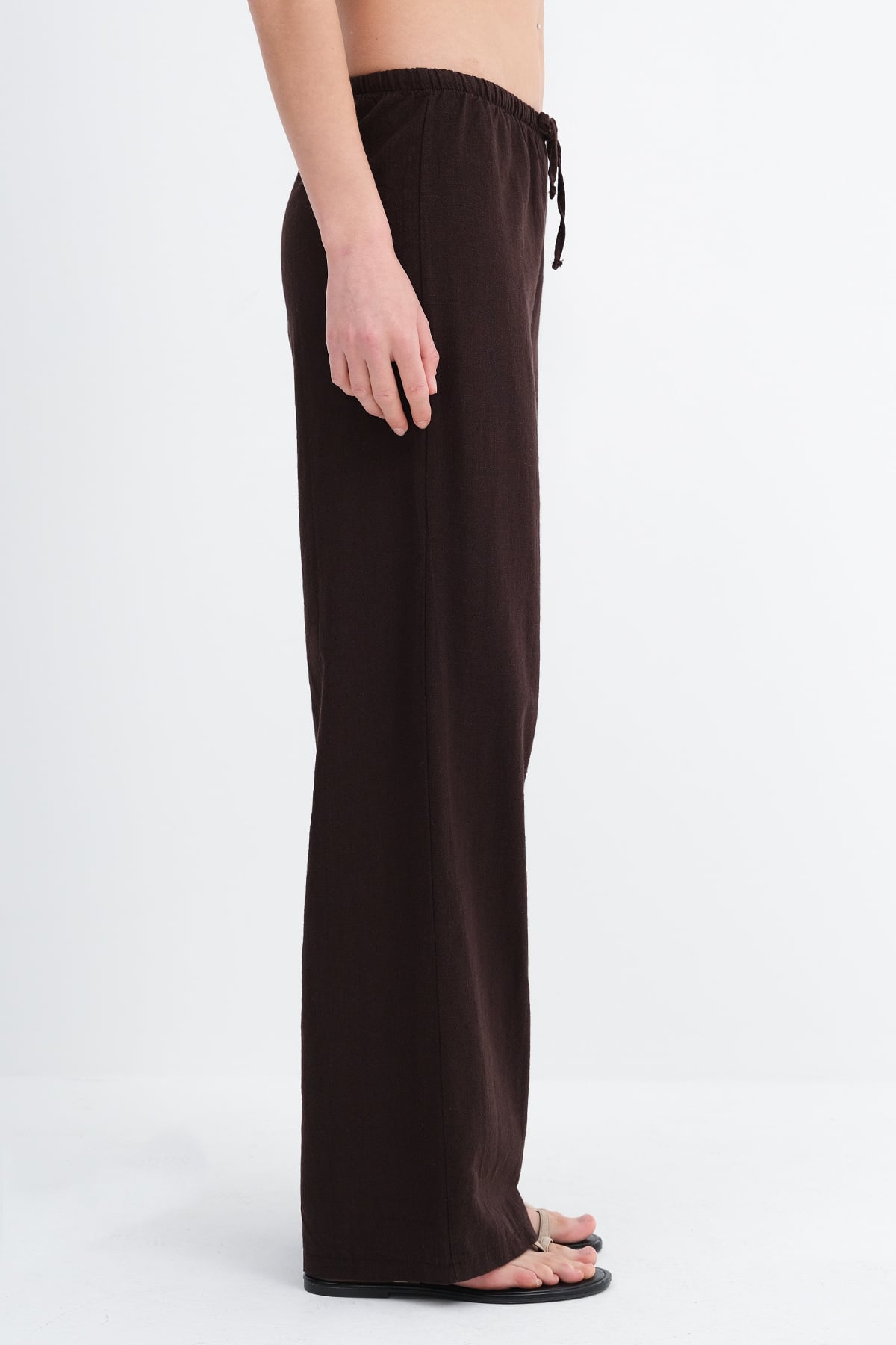 Bitter-Coffee_Tie-Waist-Wide-Leg-Pants-addax