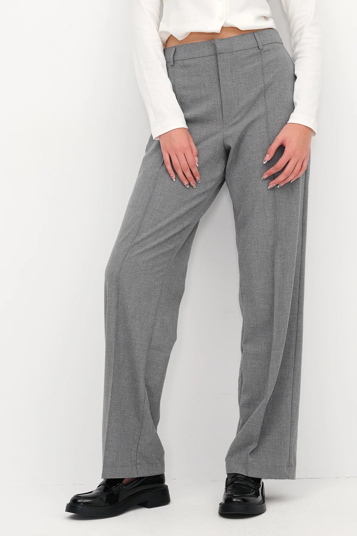 Dark-Grey_Stitch-Detail-Wide-Leg-Pants-addax