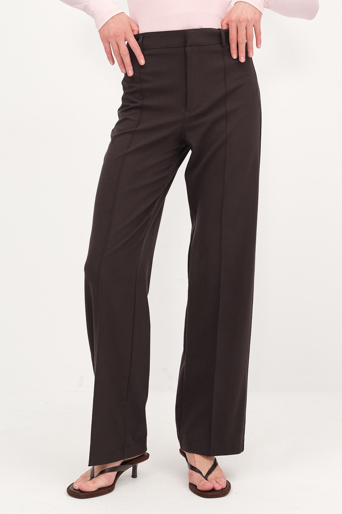 Bitter-Coffee_Stitch-Detail-Wide-Leg-Pants-addax