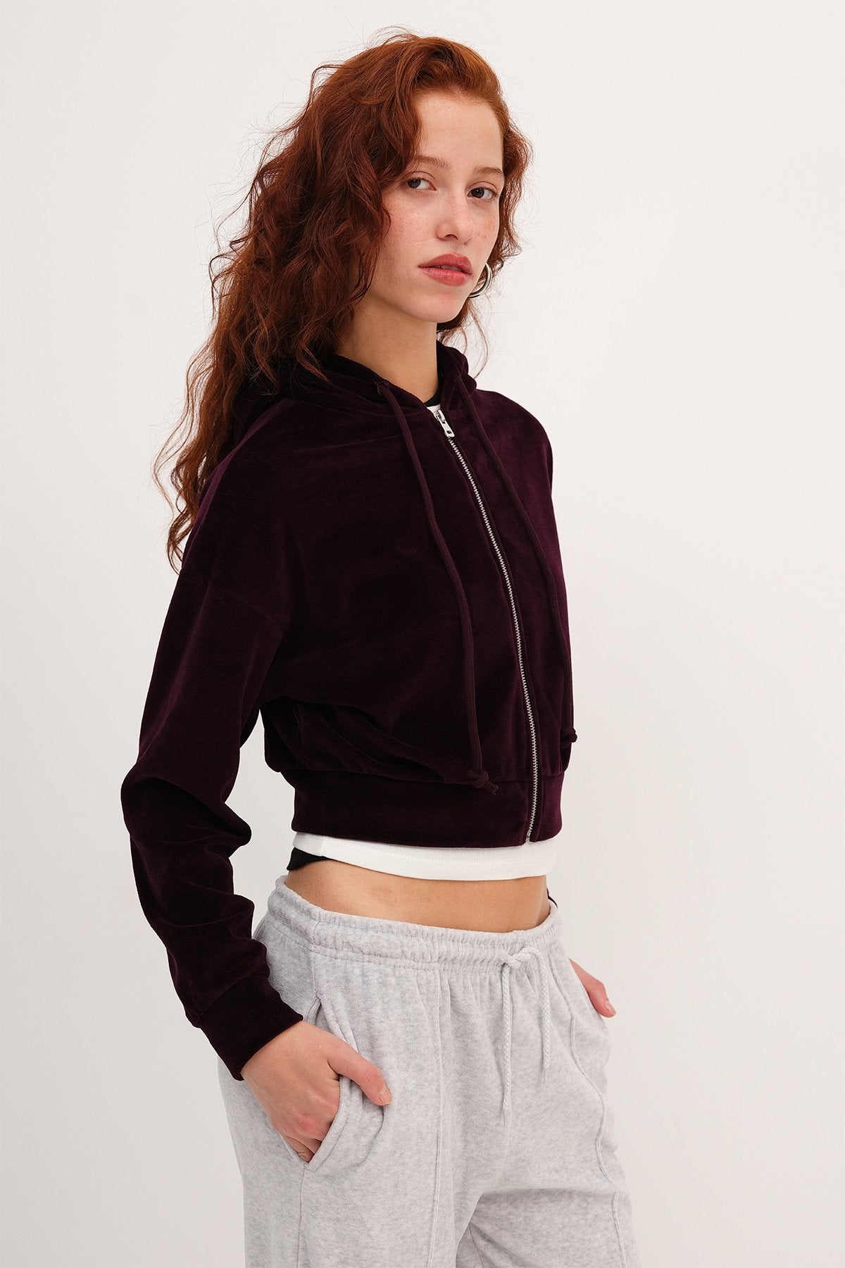 Gardenia_Zip-Up-Velvet-Cardigan-addax