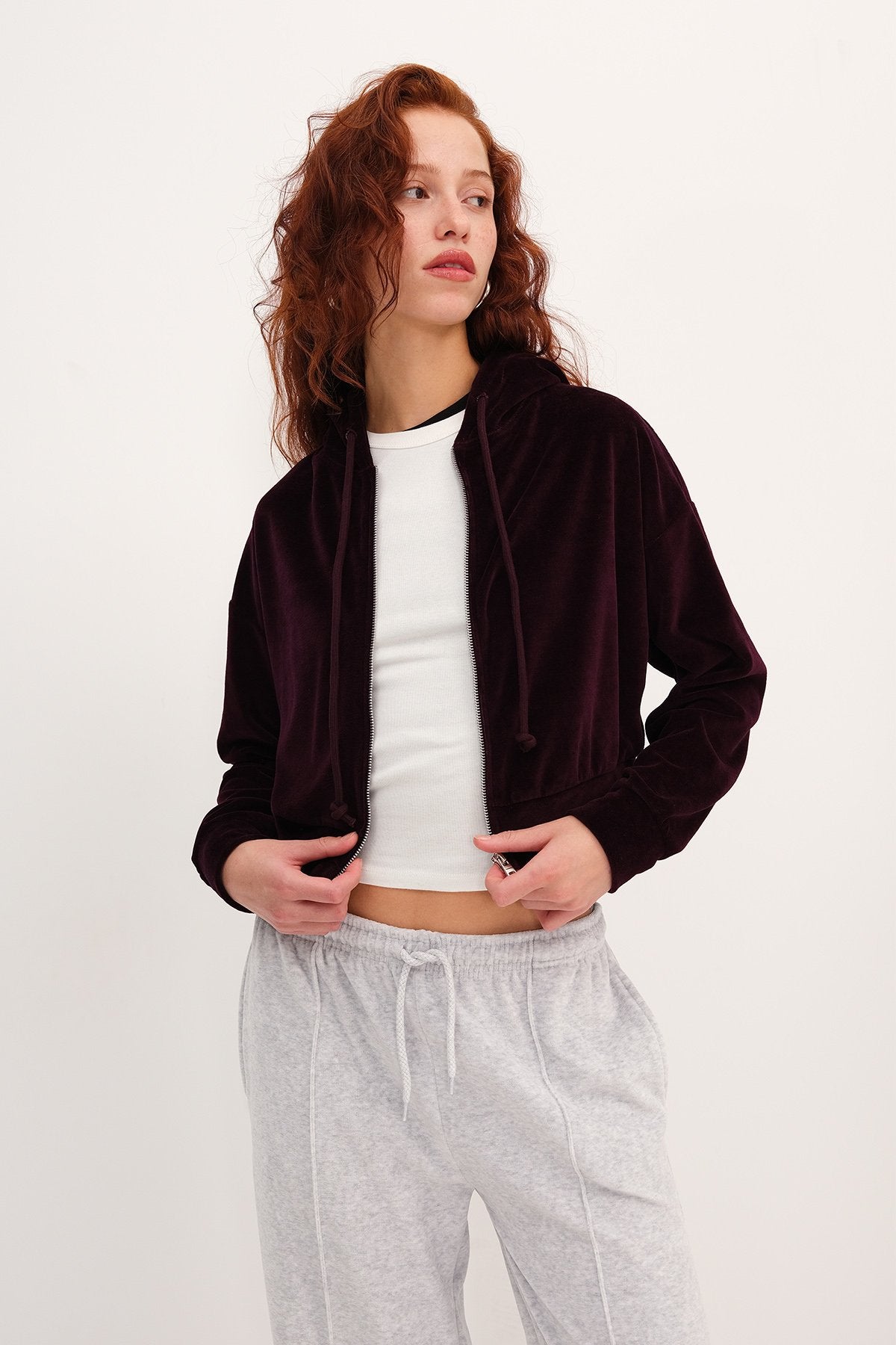 Gardenia_Zip-Up-Velvet-Cardigan-addax