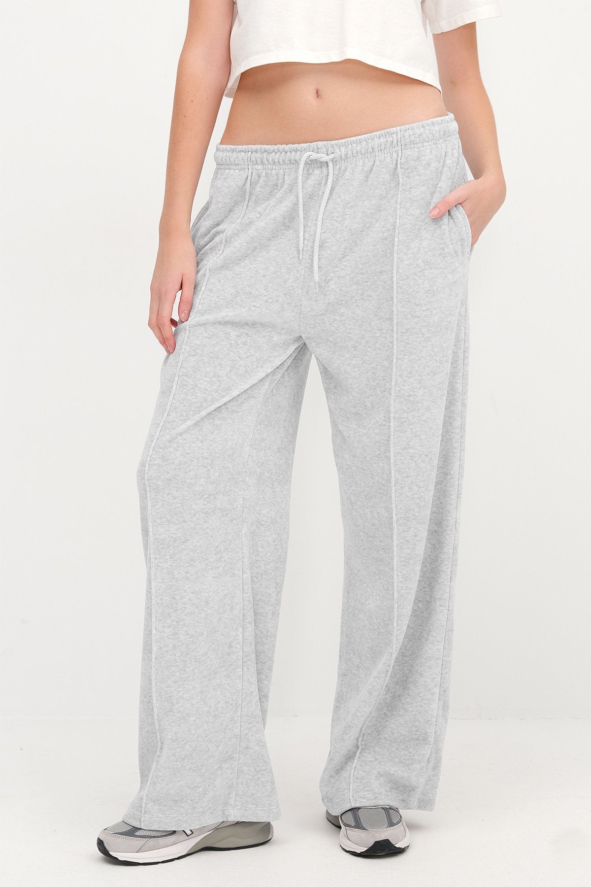 Snow-Melange_Velvet-Wide-Leg-Joggers-addax